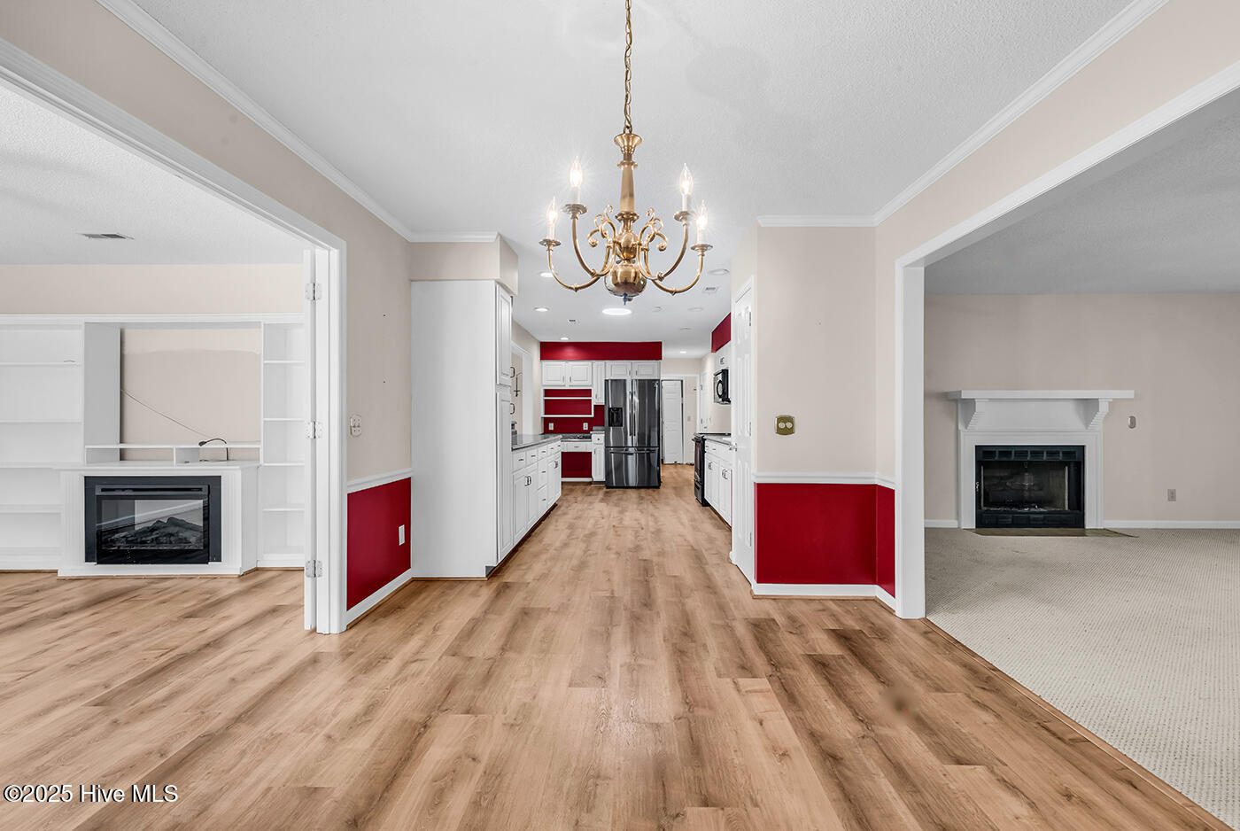 100536958 | Photo 12