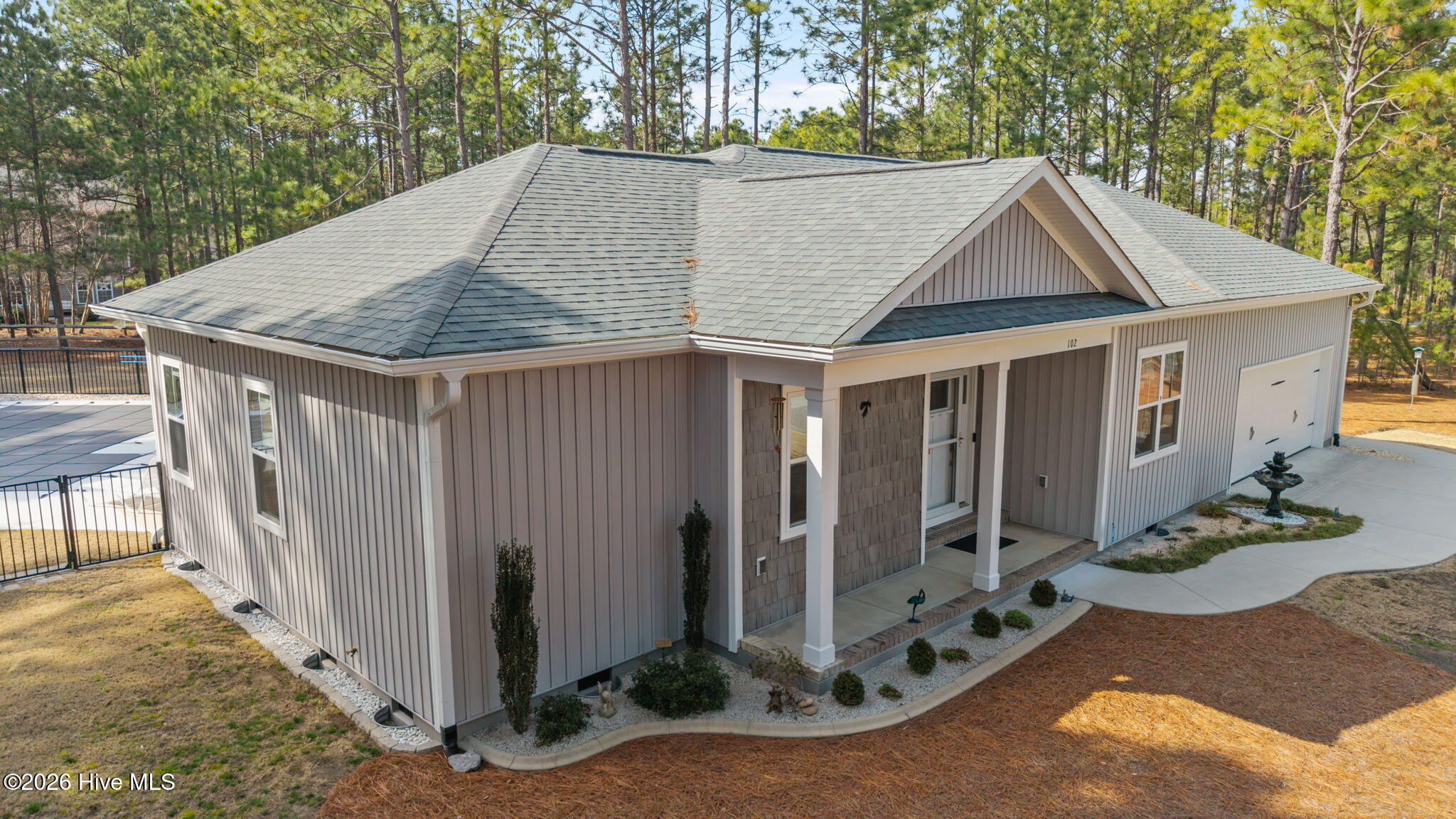 102 Roxburgh Court