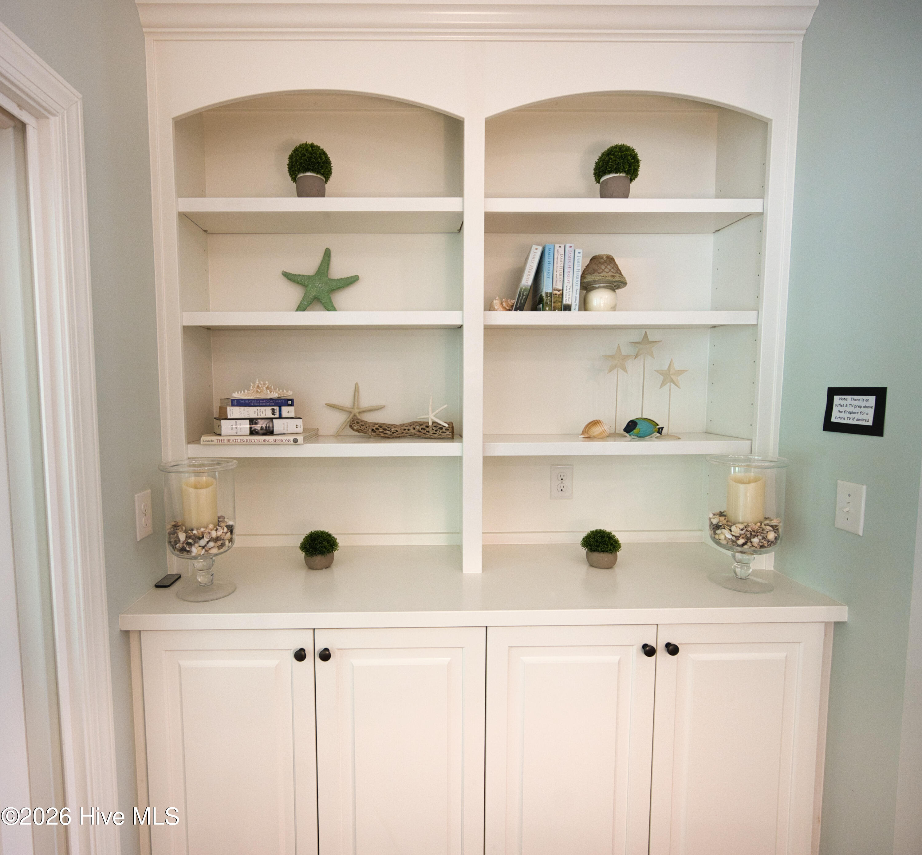 100567363 | Photo 17