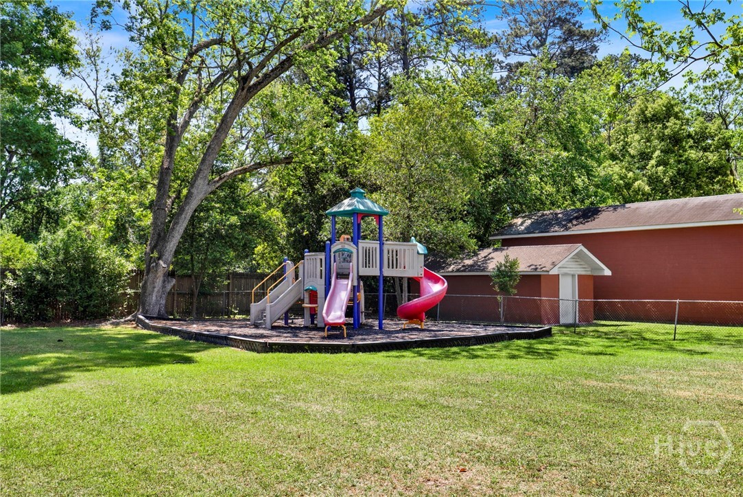 33rd image of 17 Russell Ave, Savannah, GA 31408 | MLS# SA361917