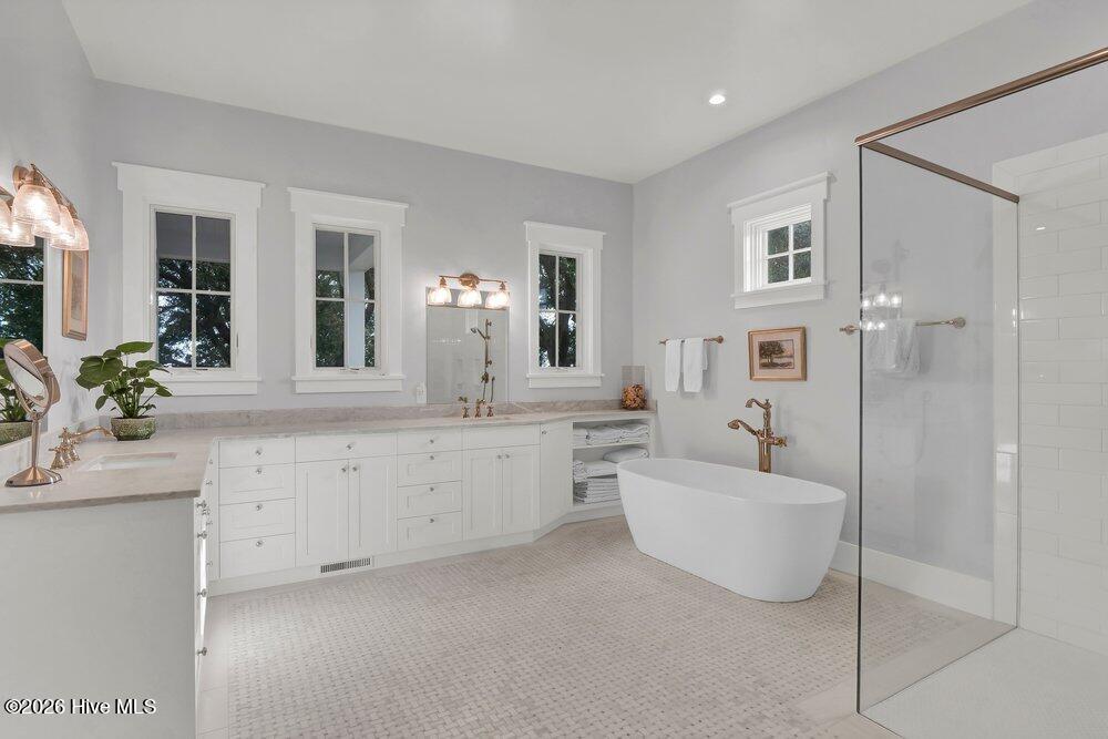 100552560 | Photo 22