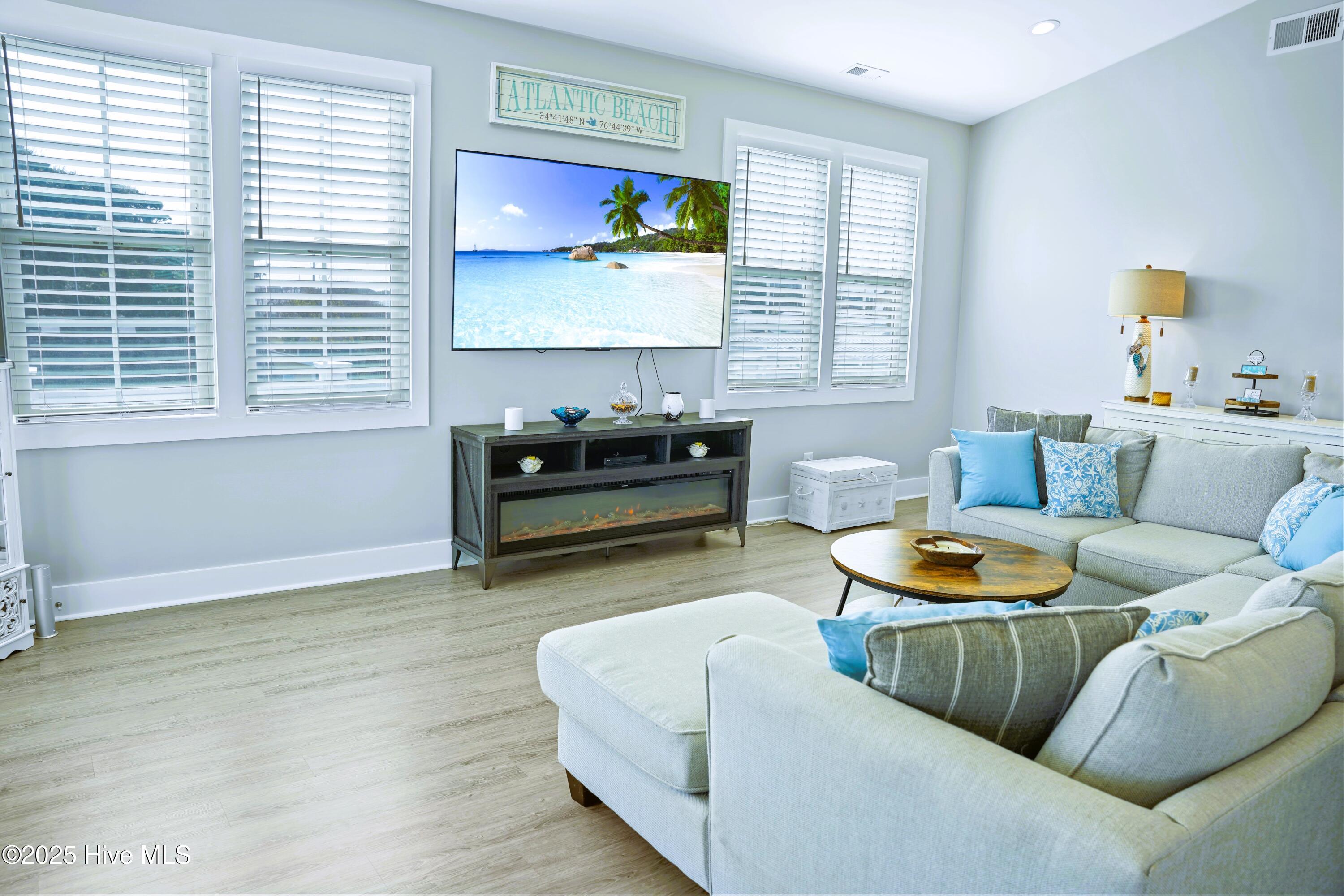 207 Fairview Street, Atlantic Beach, NC, 28512