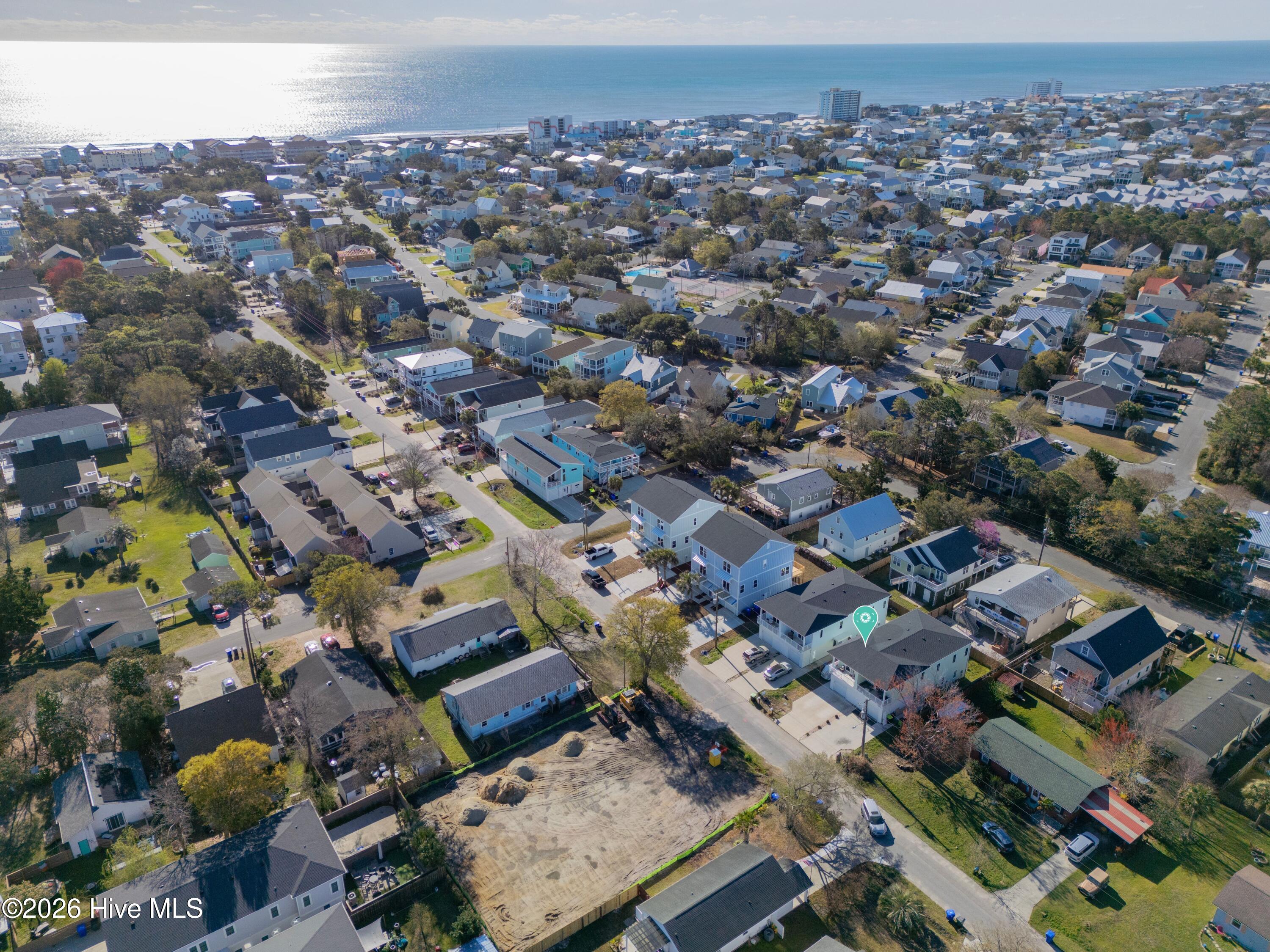 100561235 | Photo 28