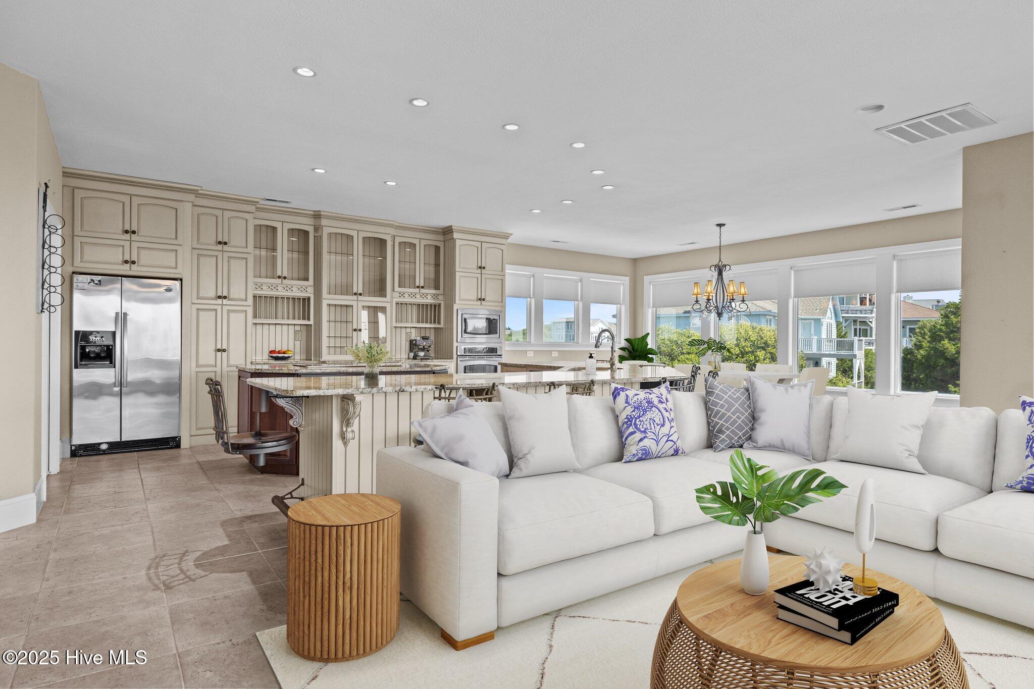 100476259 | Photo 20