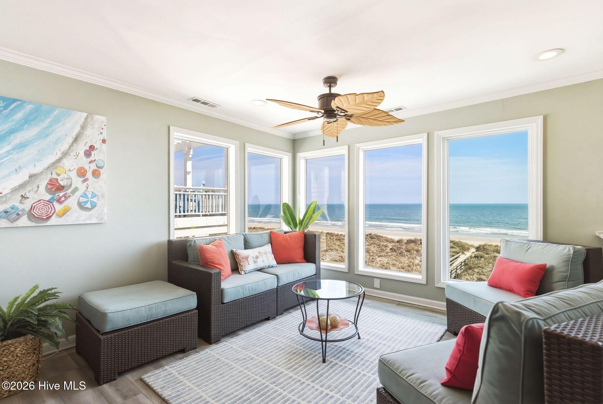 100539934 | Photo 81