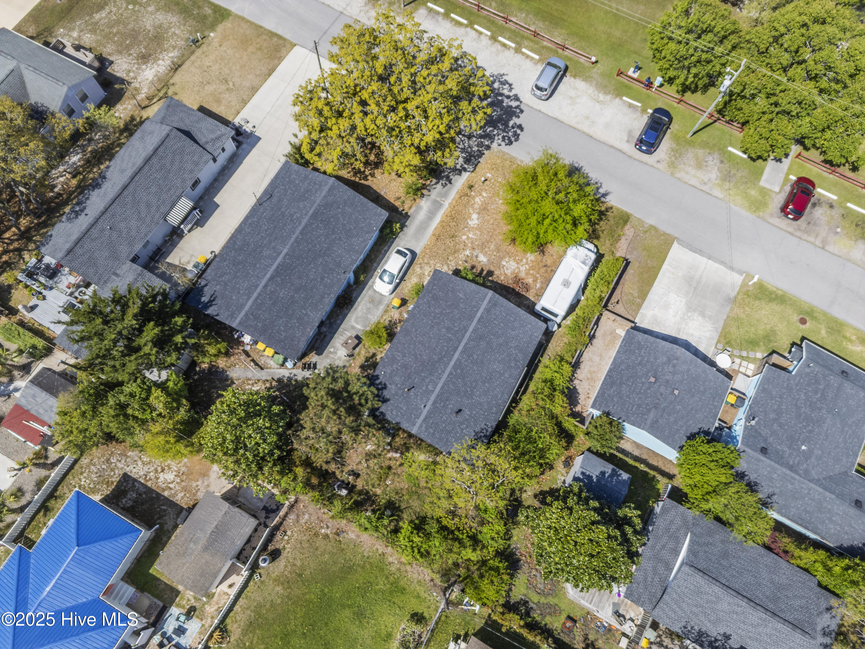 100499680 | Photo 12