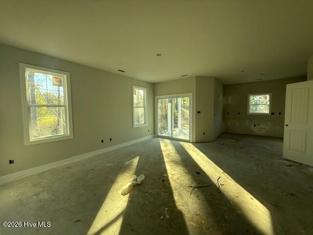 100540444 | Photo 40