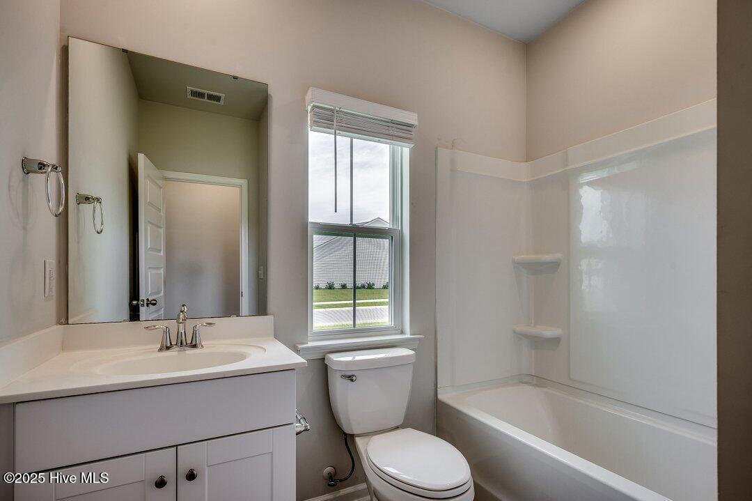 100527504 | Photo 21