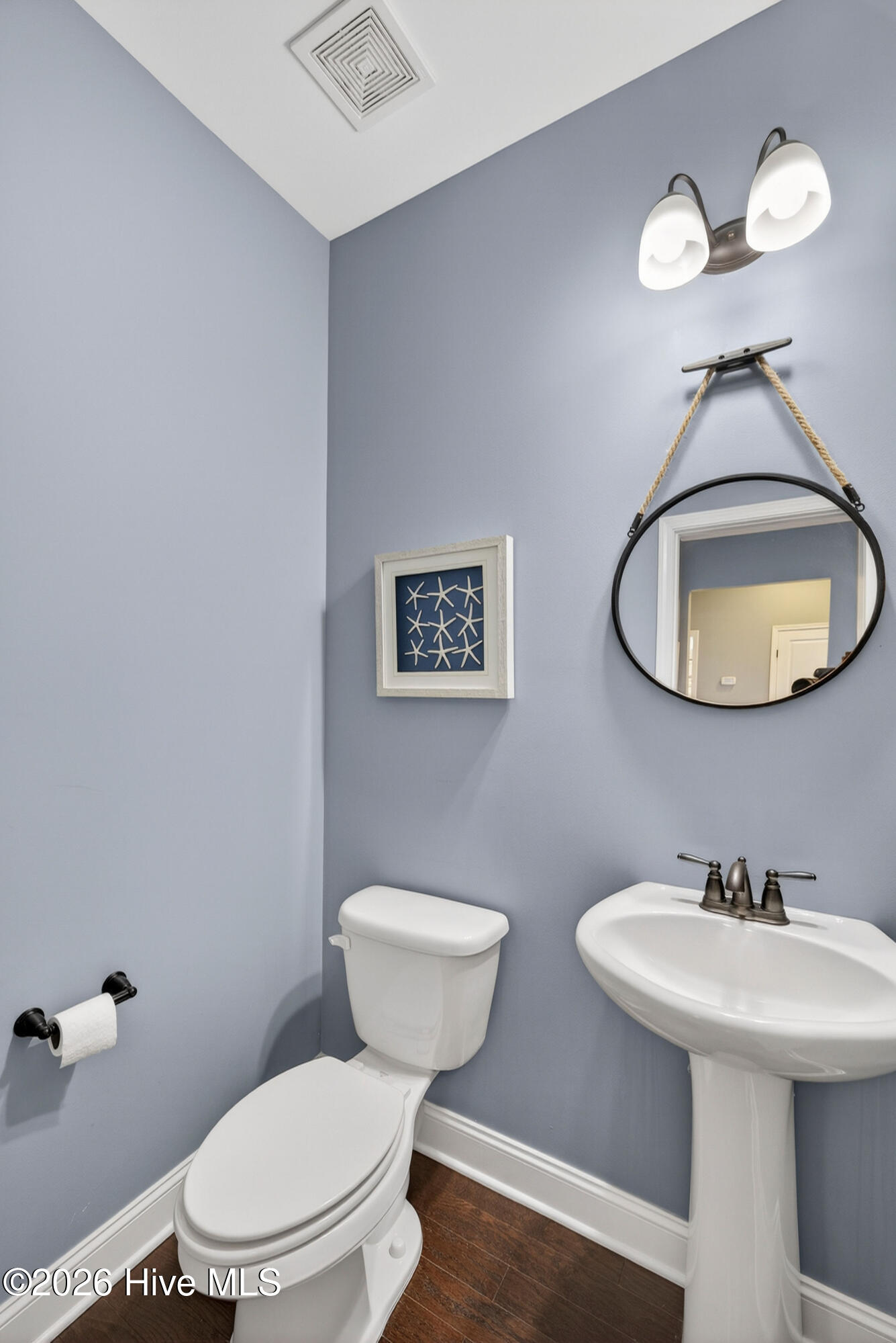 100547189 | Photo 18