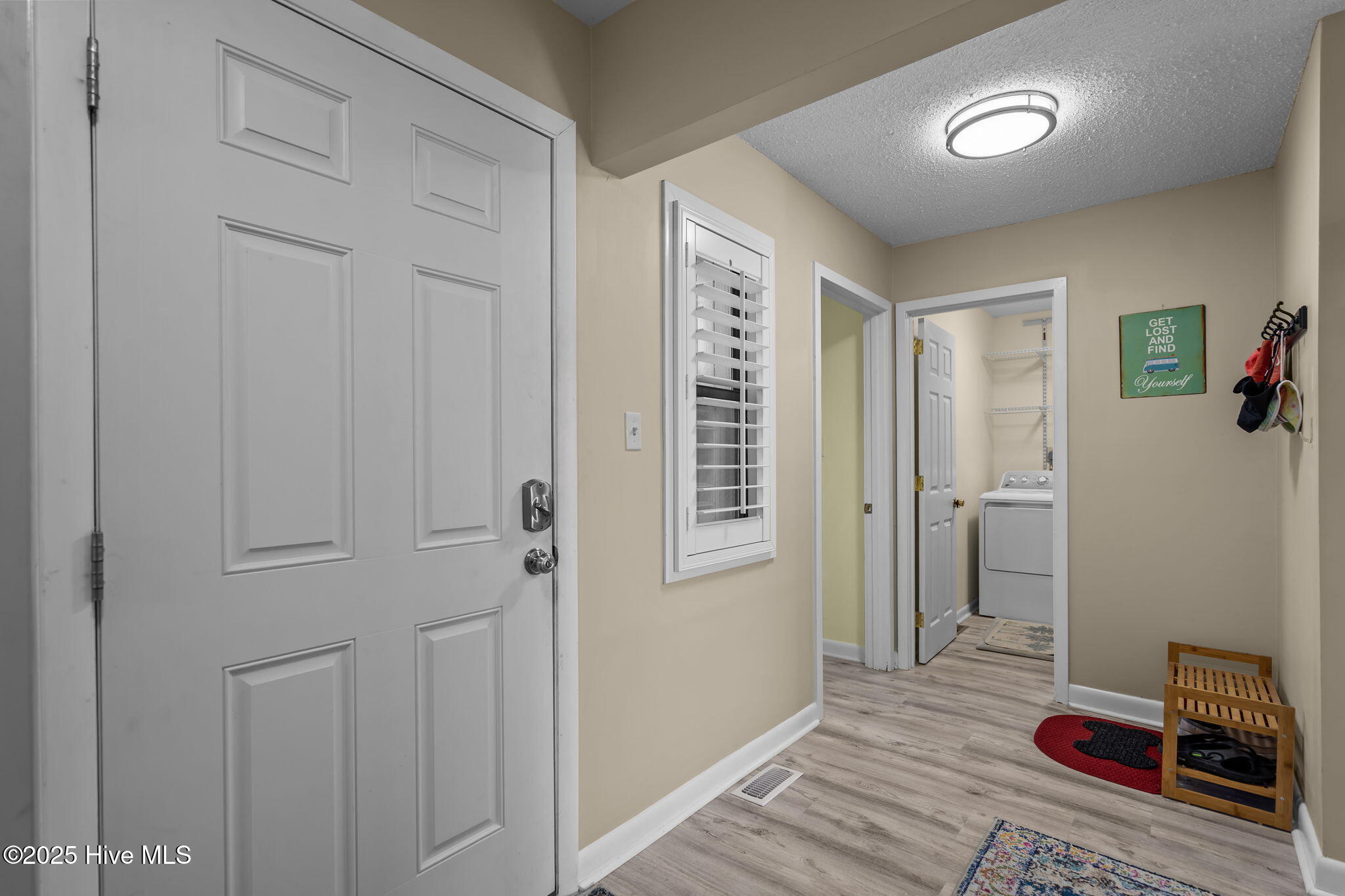 100541218 | Photo 21