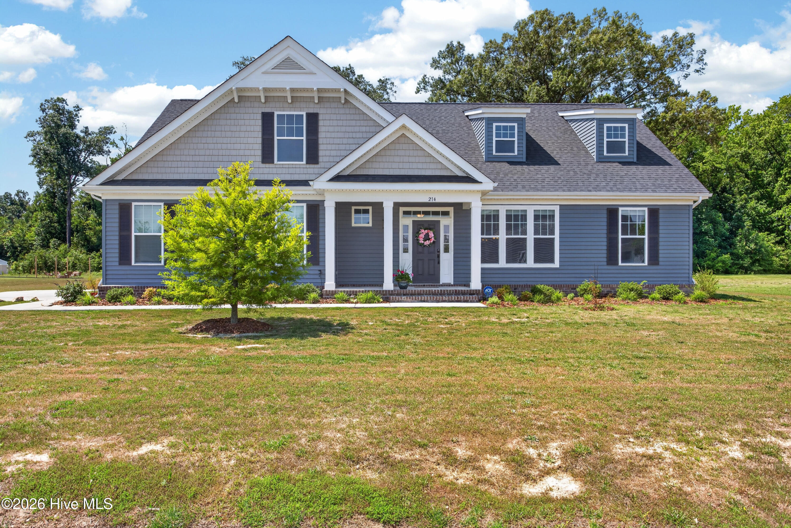 Featured listings