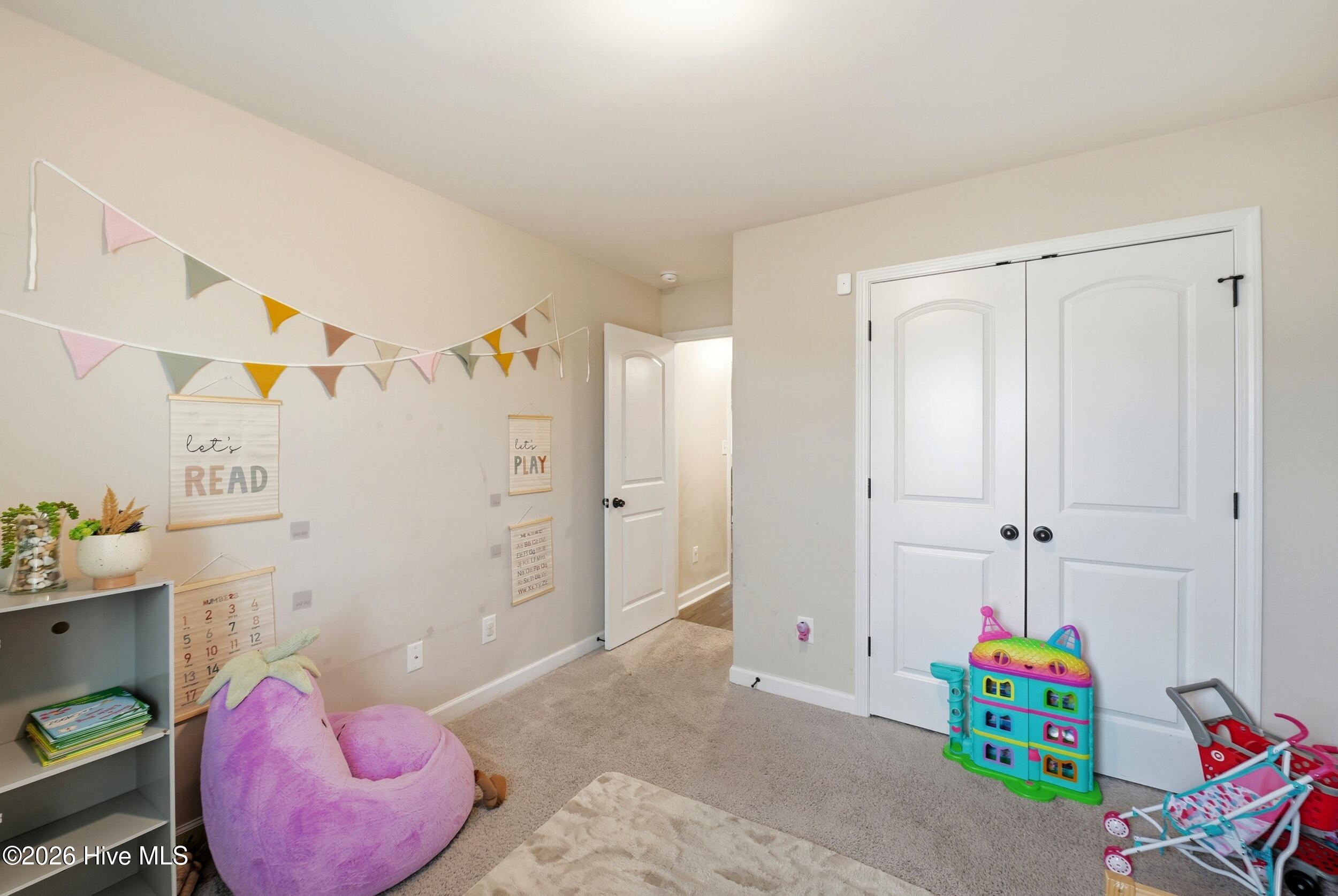 100553375 | Photo 21