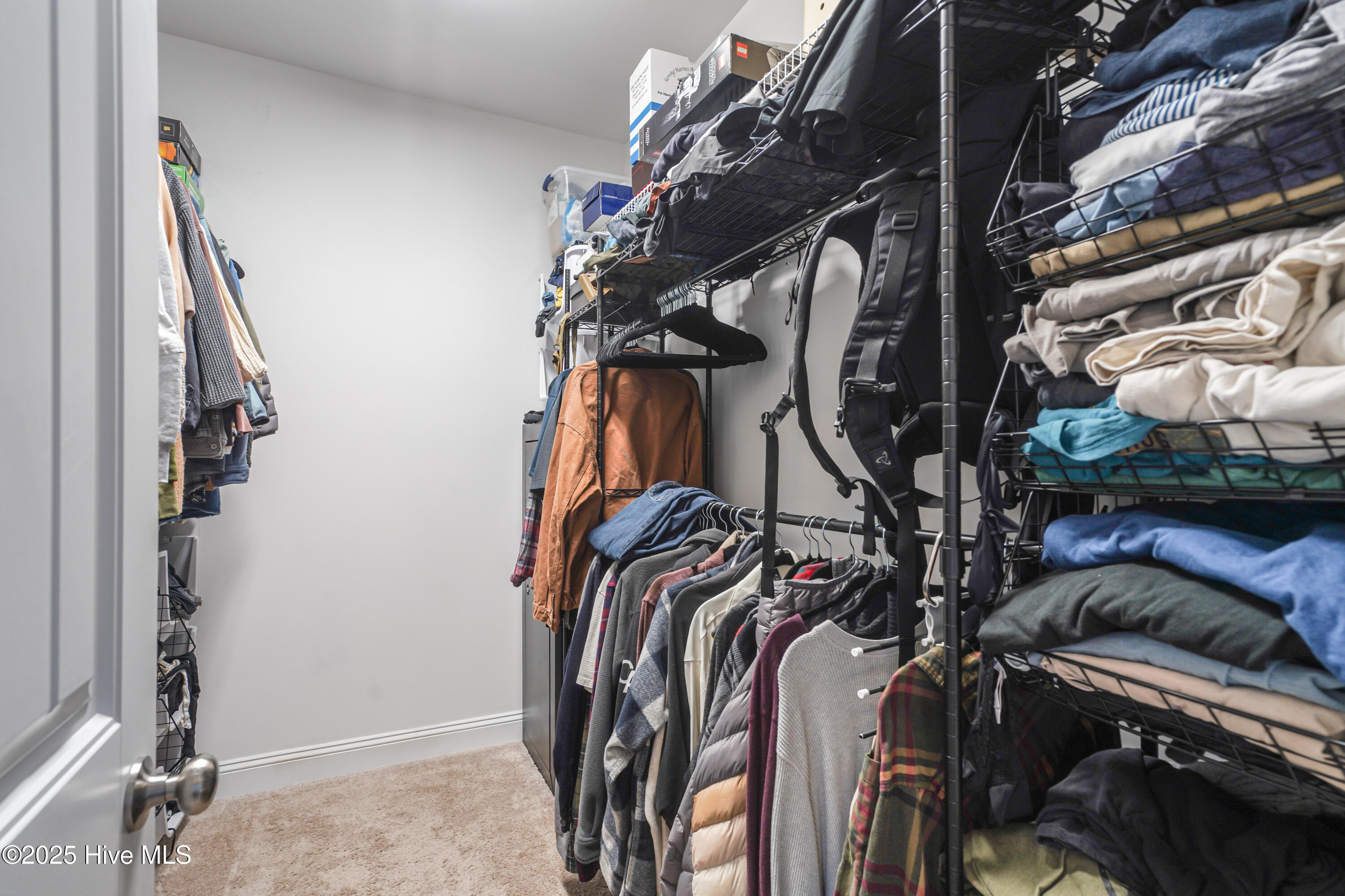 100536603 | Photo 18