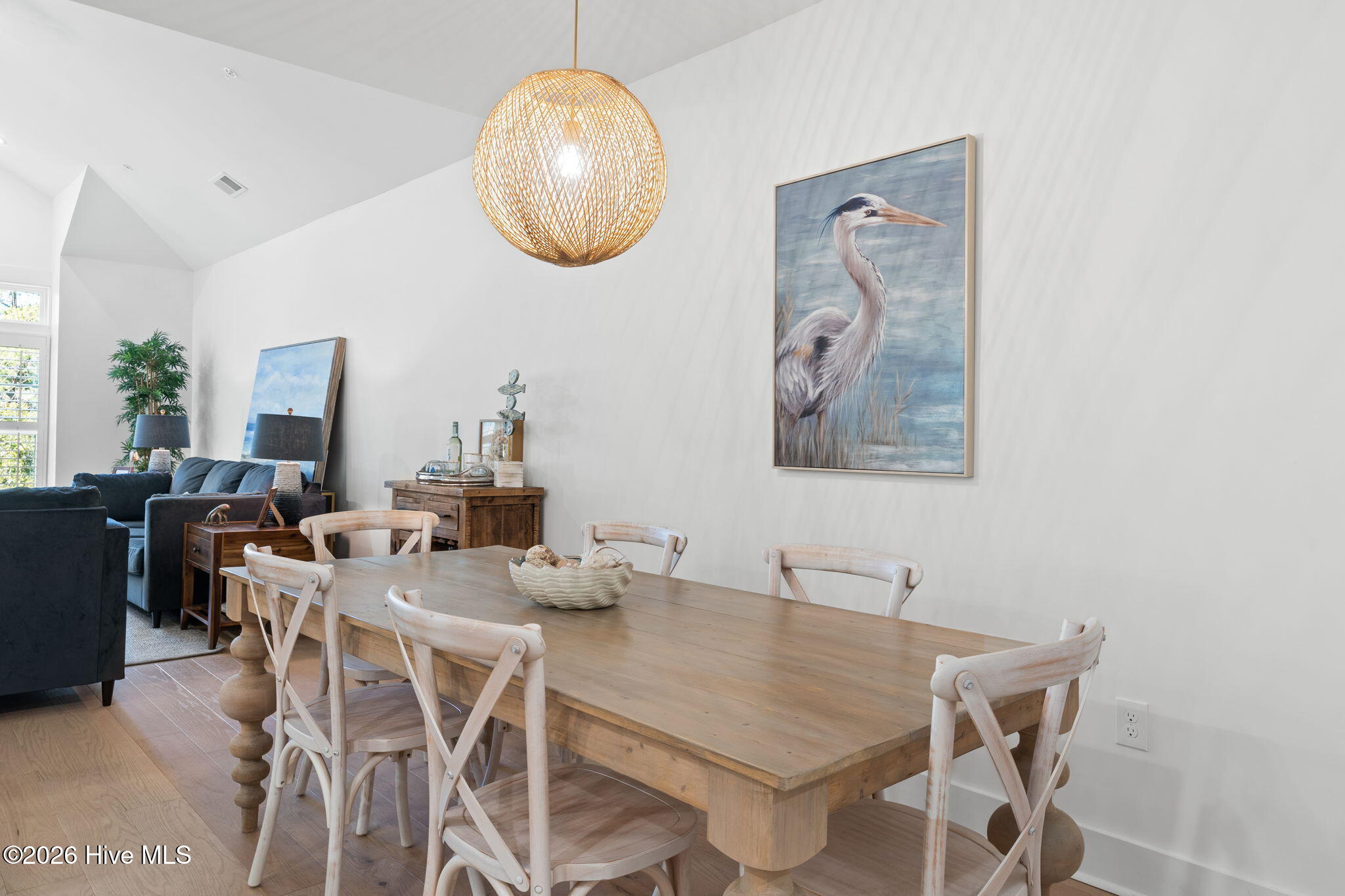 100550419 | Photo 10