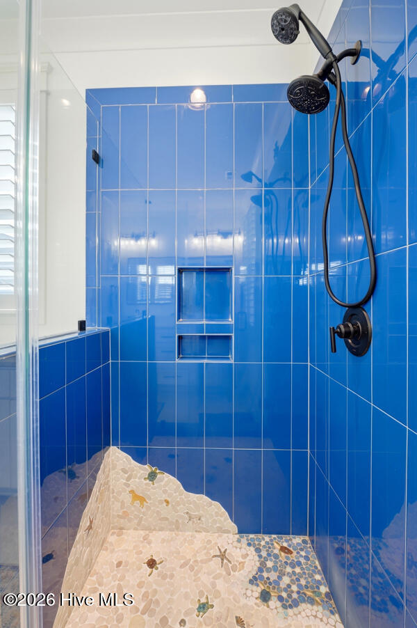 100555681 | Photo 45