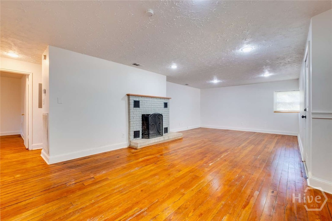 Photo 4 of Single family home for sale at 23 Dolan Dr, Savannah, GA 31406 | MLS# SA364940 | Listing updated on 2026-09-19