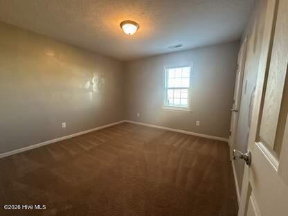 100547786 | Photo 15