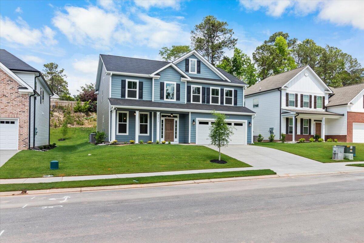 03-Front Exterior Right