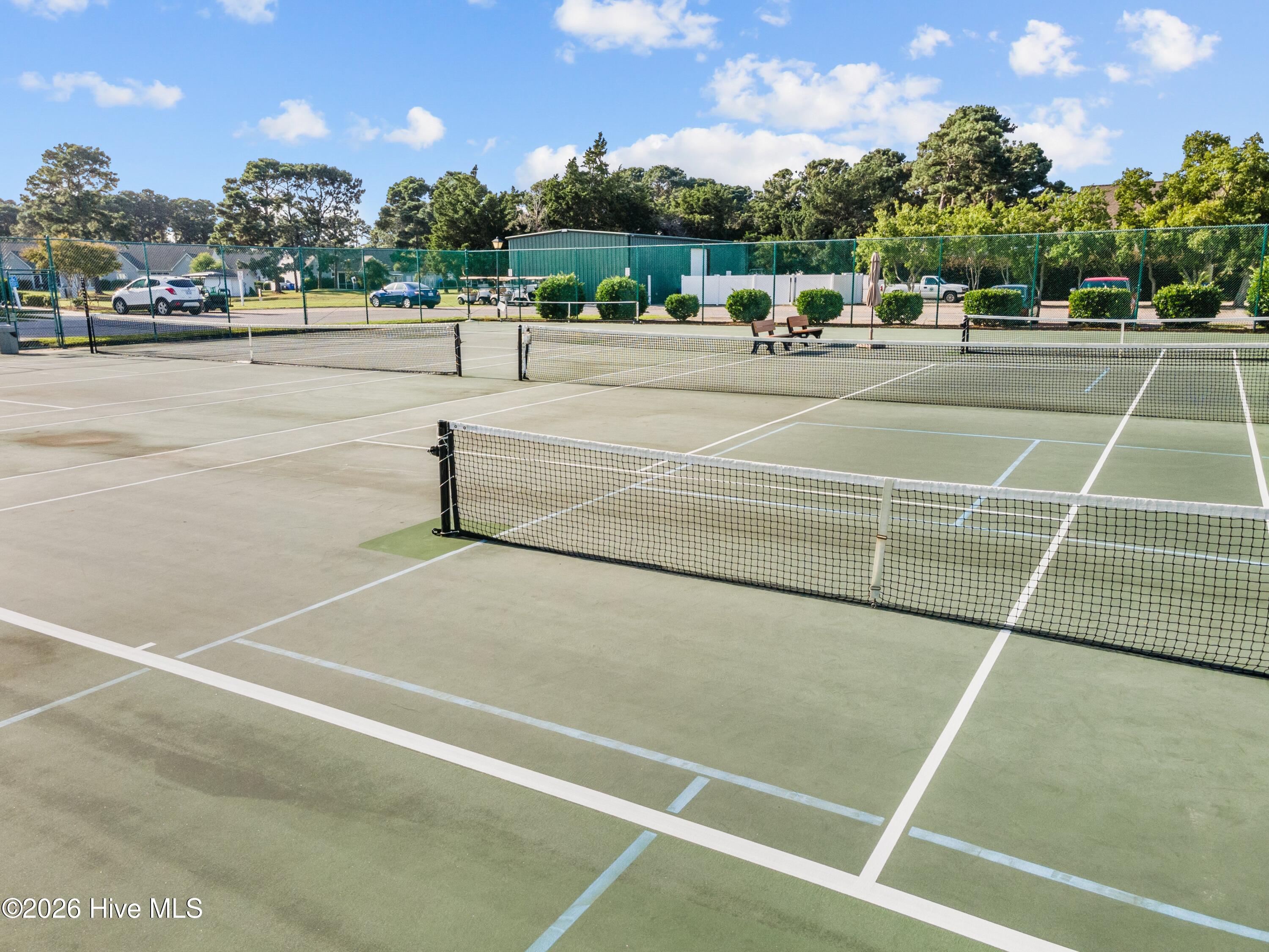 100570621 | Photo 41