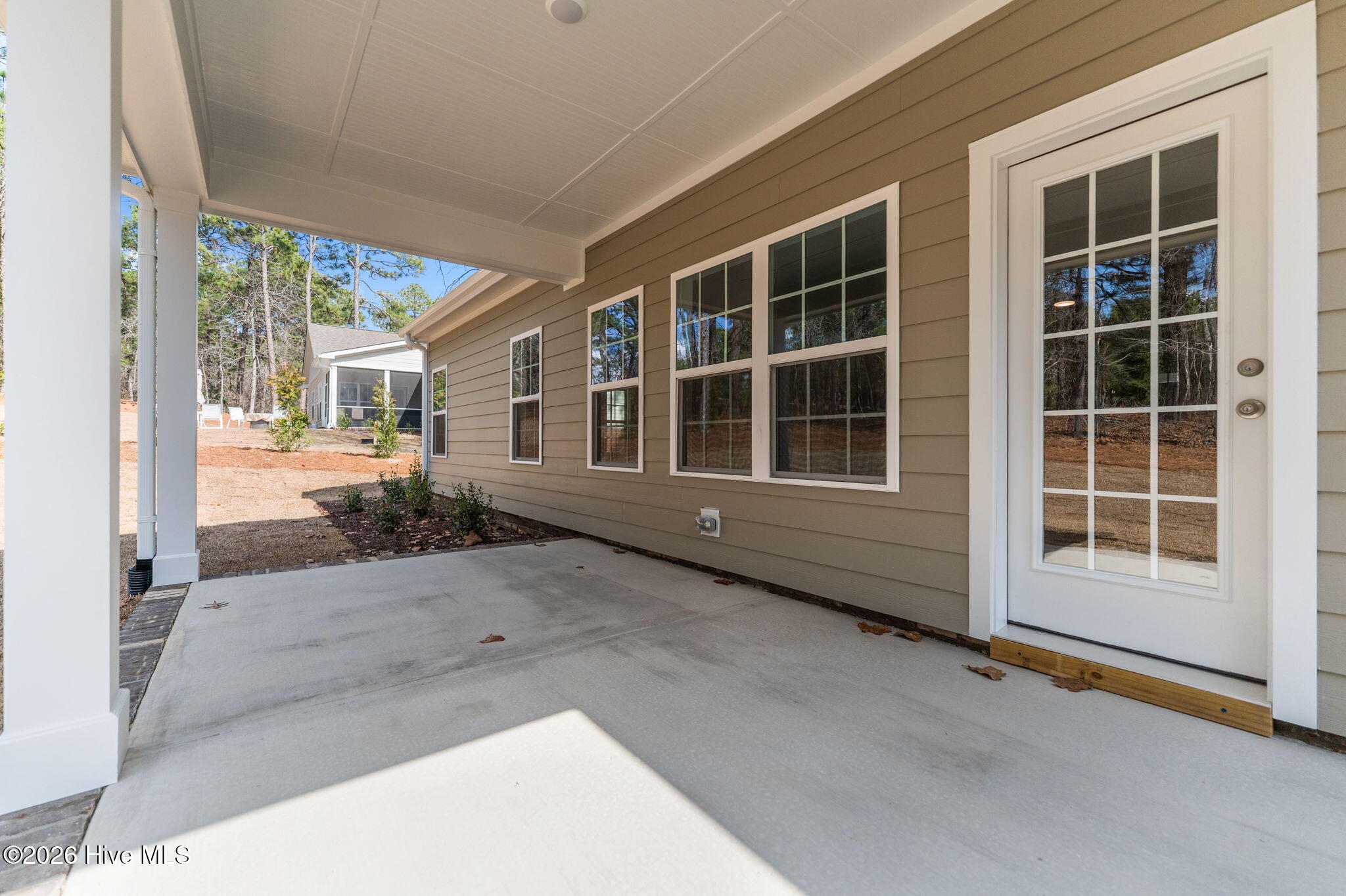 180 Longleaf Drive
