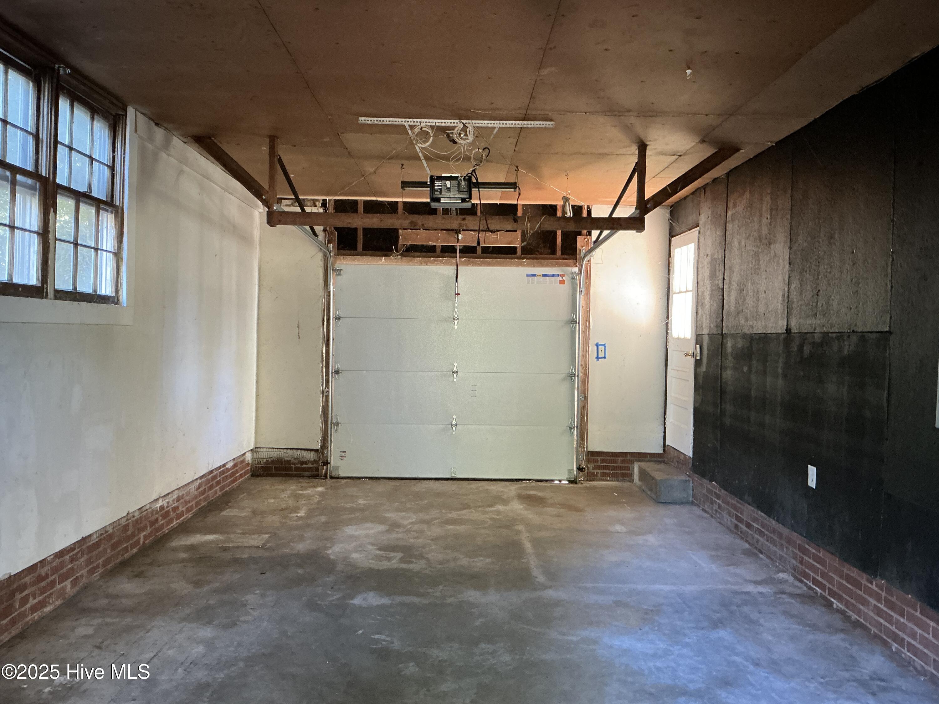 100537252 | Photo 27