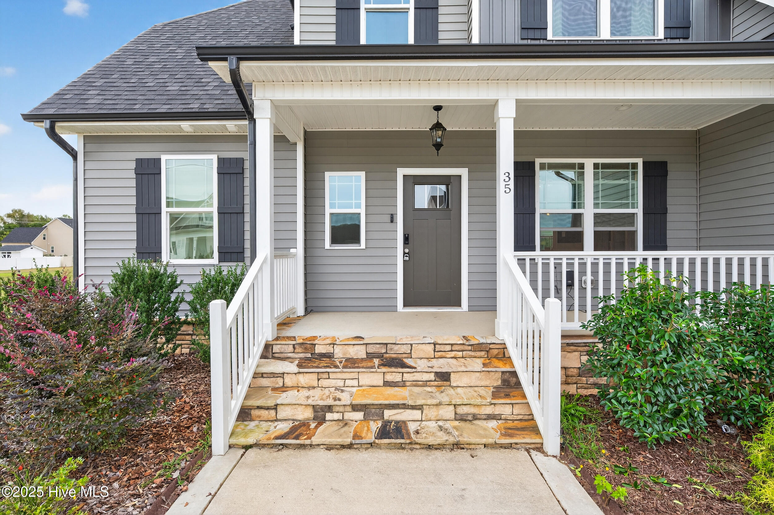 Homes for sale in Wendell, NC | 35 Waverly Pond Ln, Wendell, NC 27591 | MLS# 100535696