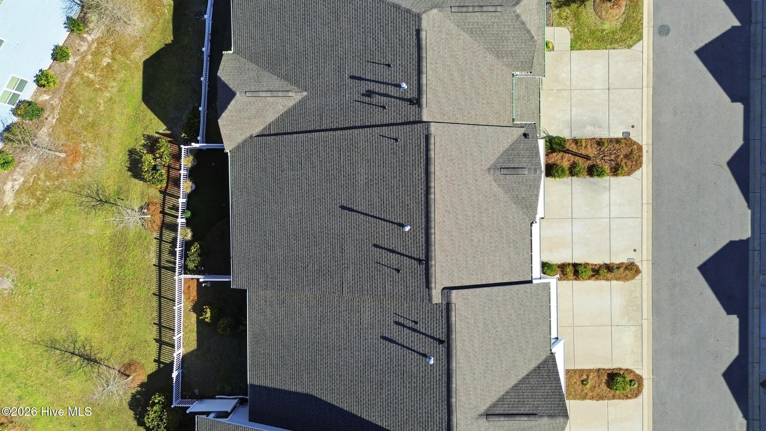 100562776 | Photo 47