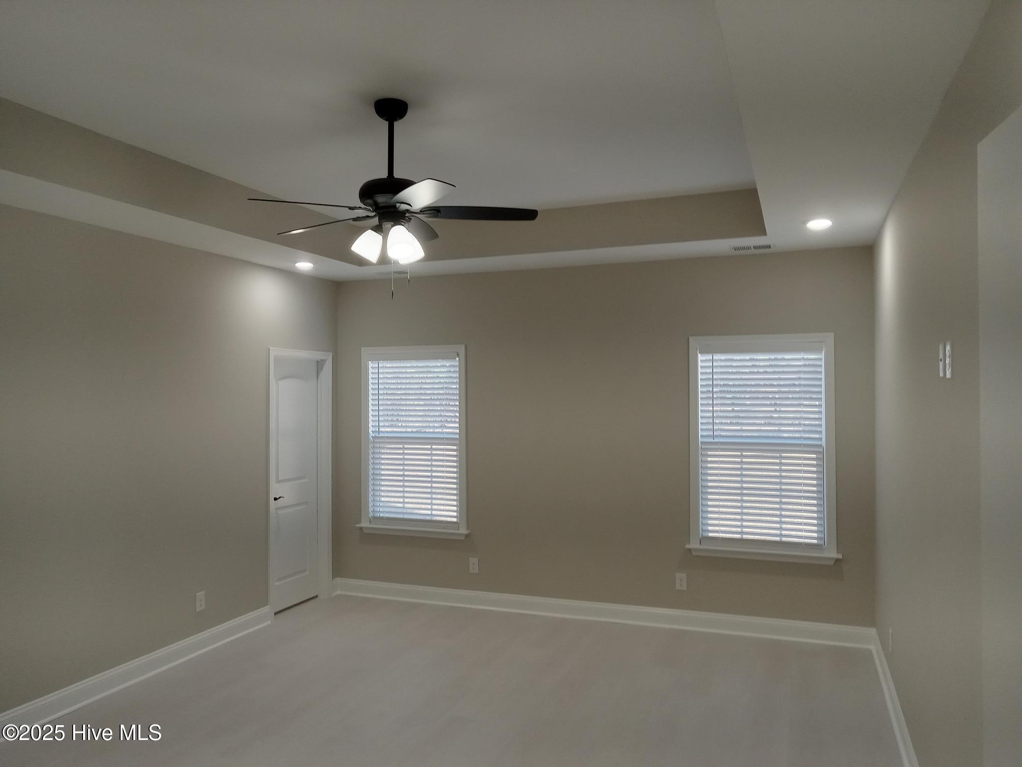 100500958 | Photo 13