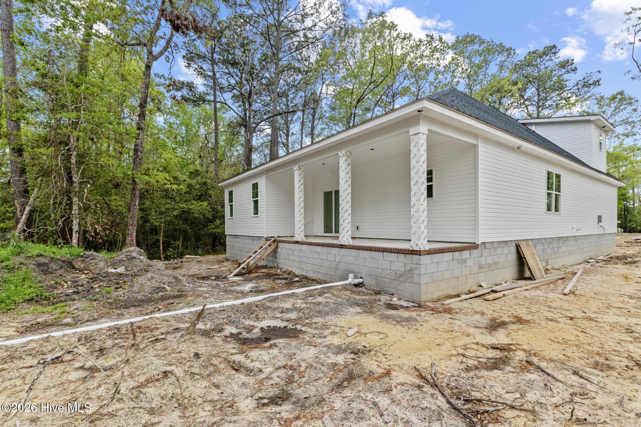 100566204 | Photo 23