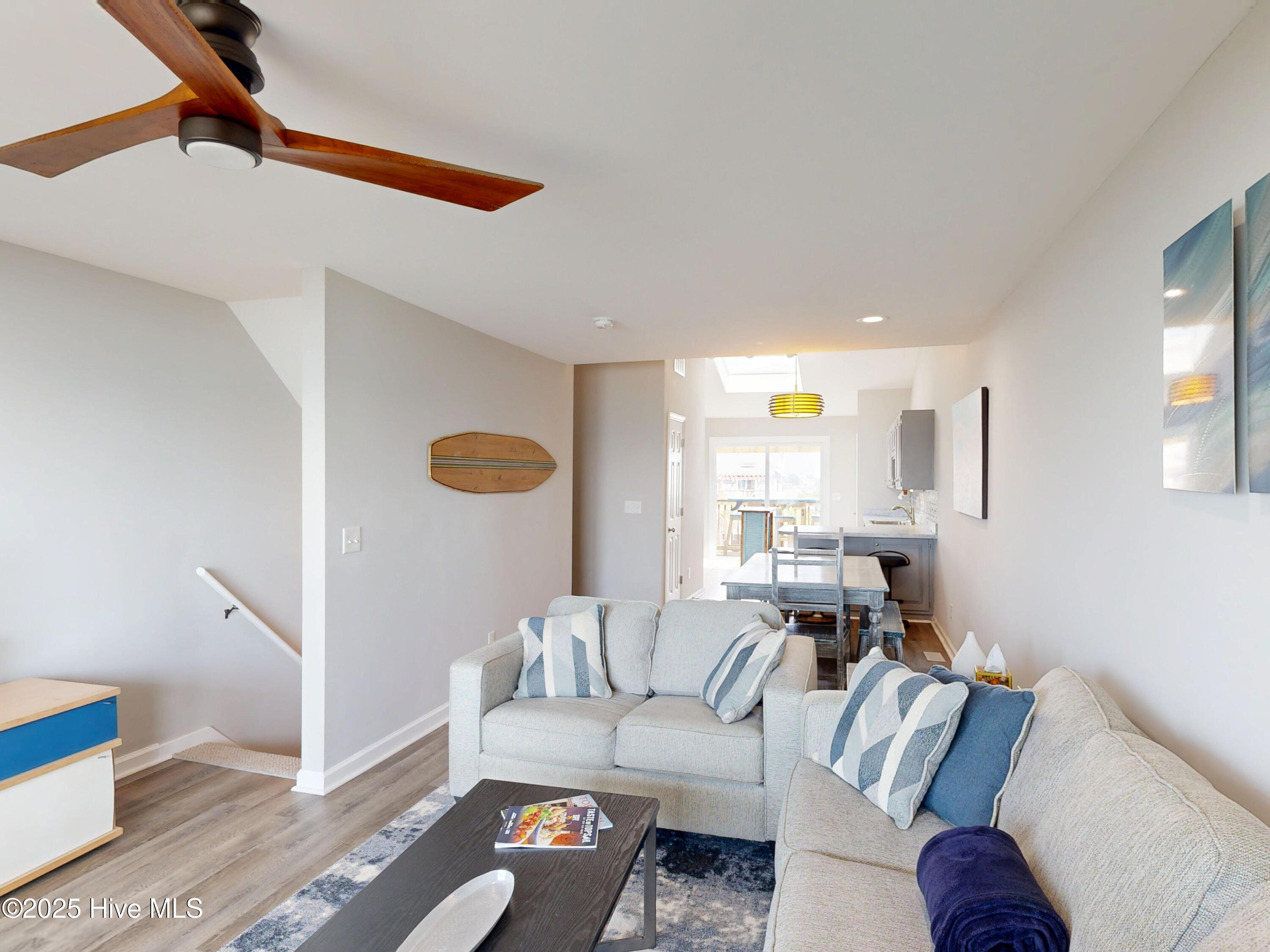 100550586 | Photo 20