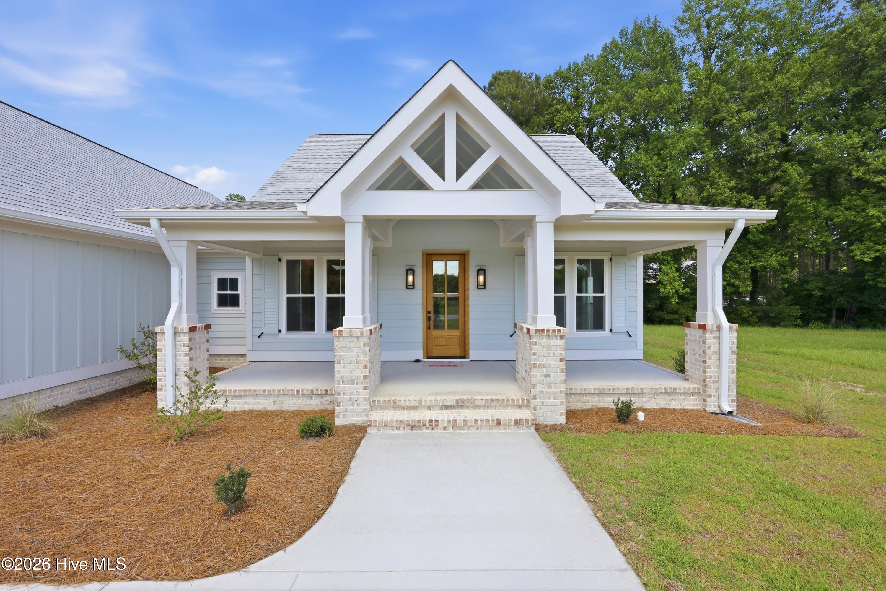 Single family home for sale at 128 W Burton Farm Dr, Arapahoe, NC 28510 | MLS# 100541540