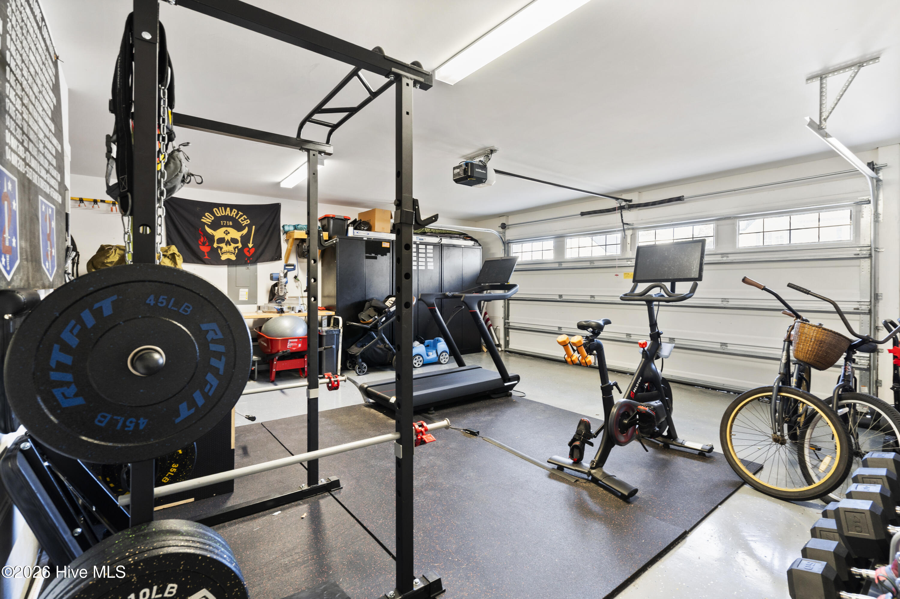 100552467 | Photo 47