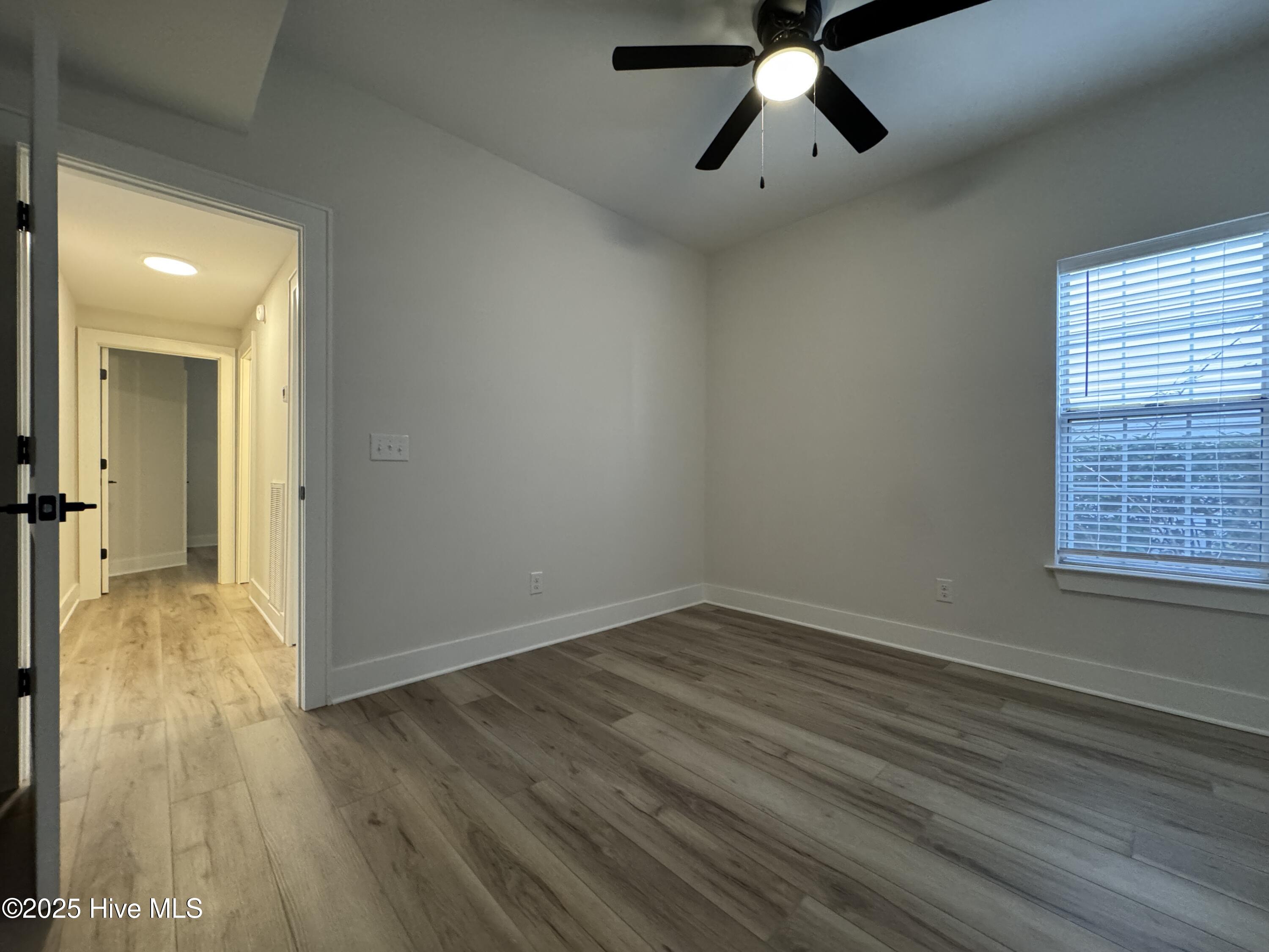 100543534 | Photo 20