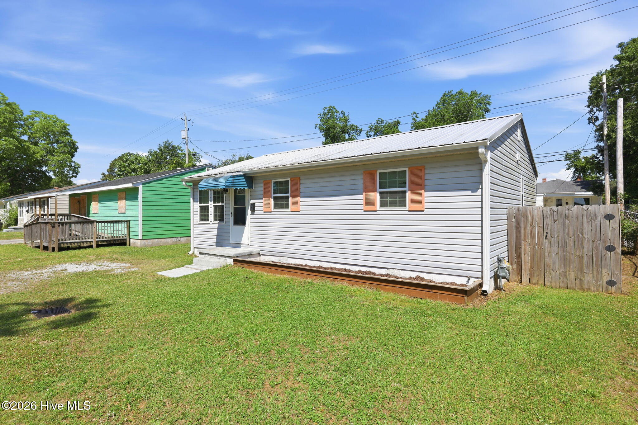 Homes for sale in New Bern, NC | 518 Ruth Ave, New Bern, NC 28560 | MLS# 100575890