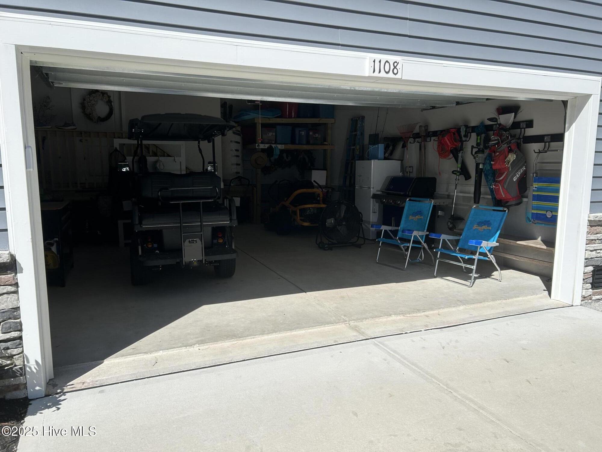 Austin - 1108 garage