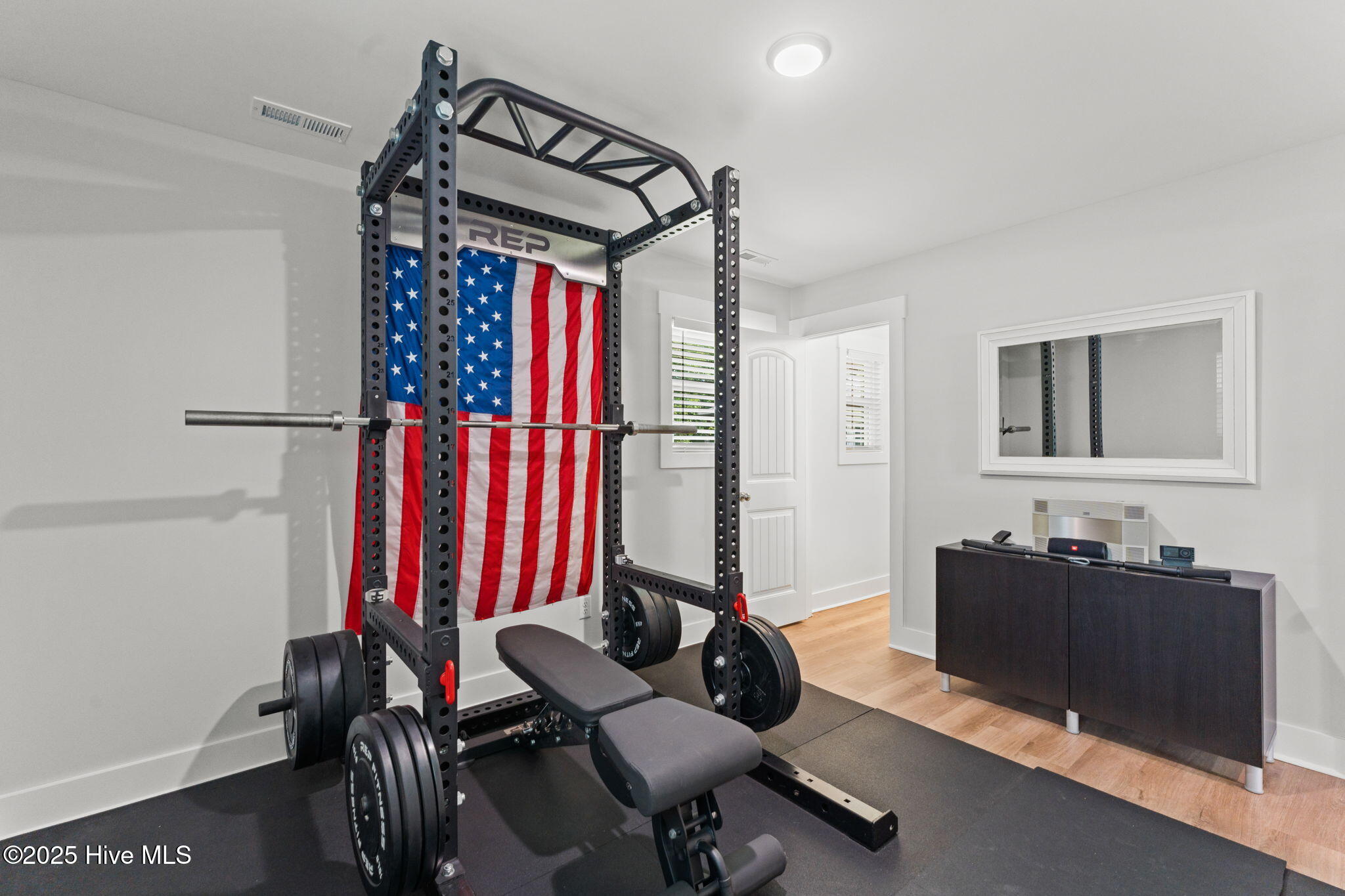 100509282 | Photo 39