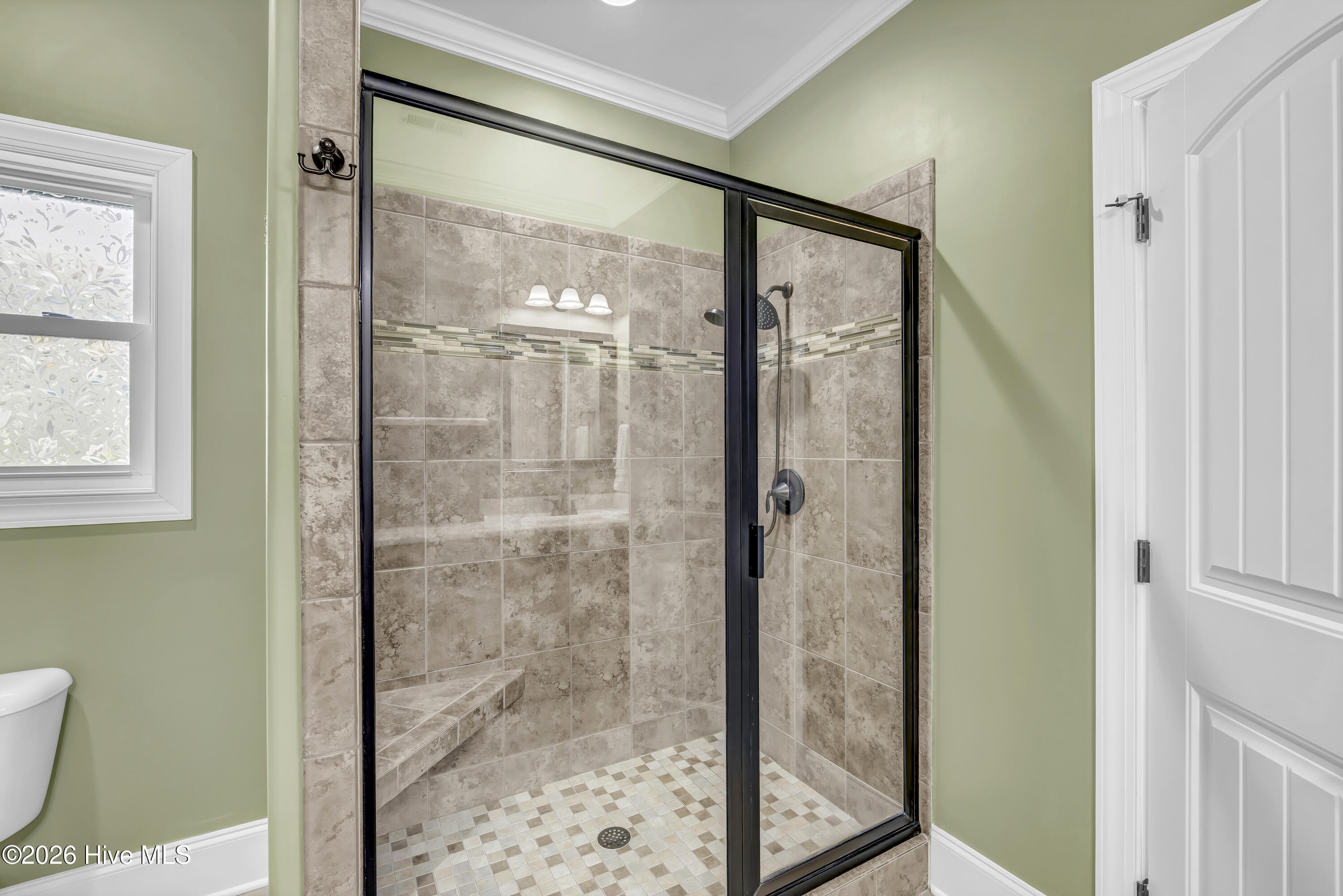 100554141 | Photo 16