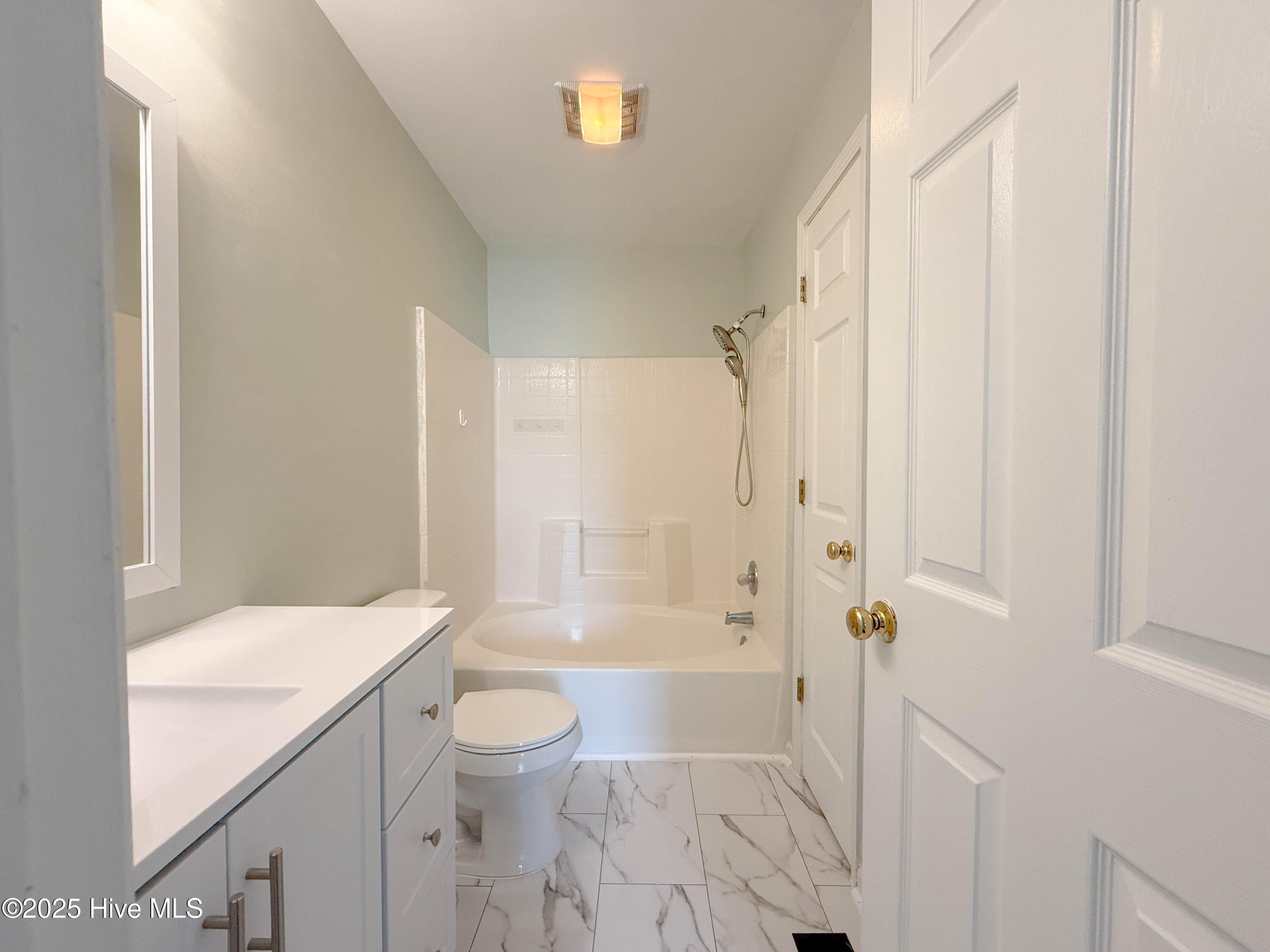 125 Kanton Drive, Jacksonville, NC 28540 – photo 19: Photo Sep 08 2025, 12 00 06 PM