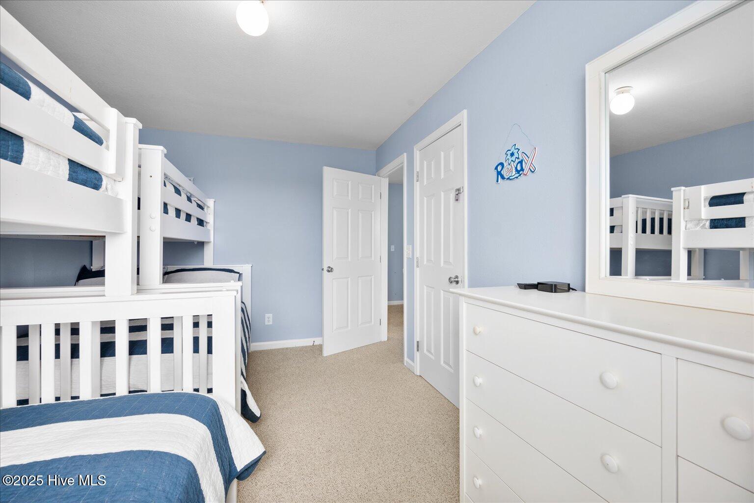 100530582 | Photo 44