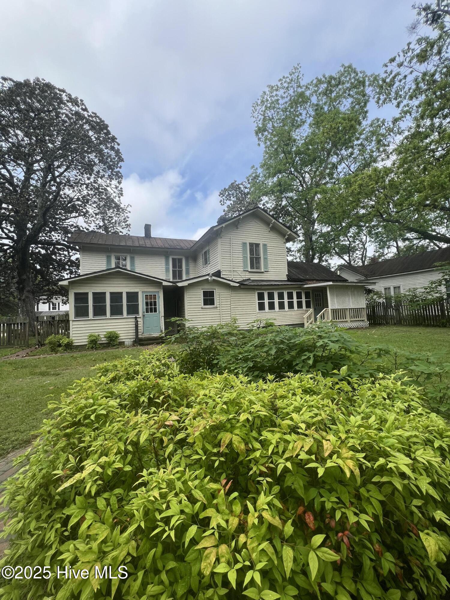 105 S Front Street