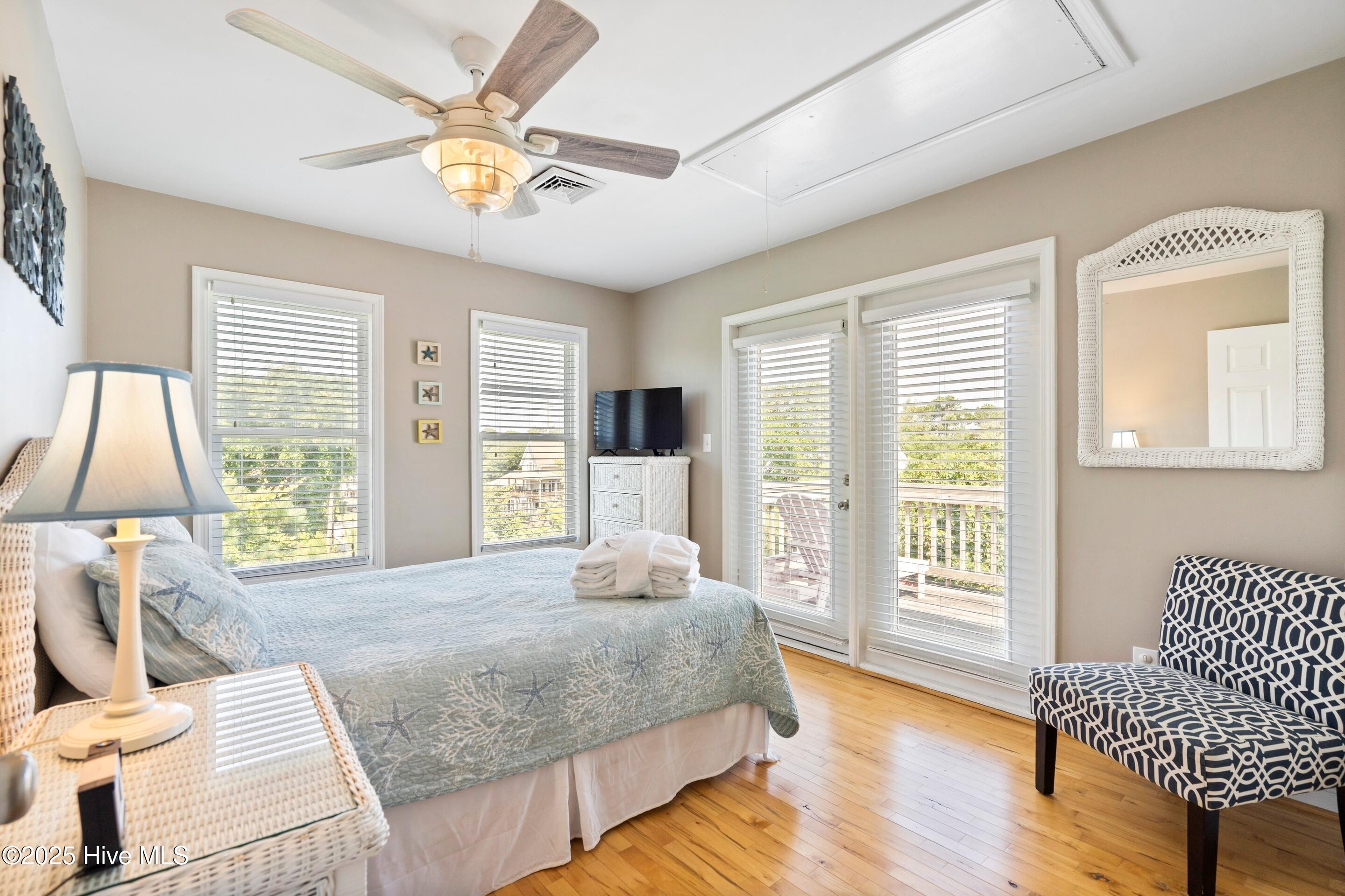 100517564 | Photo 28