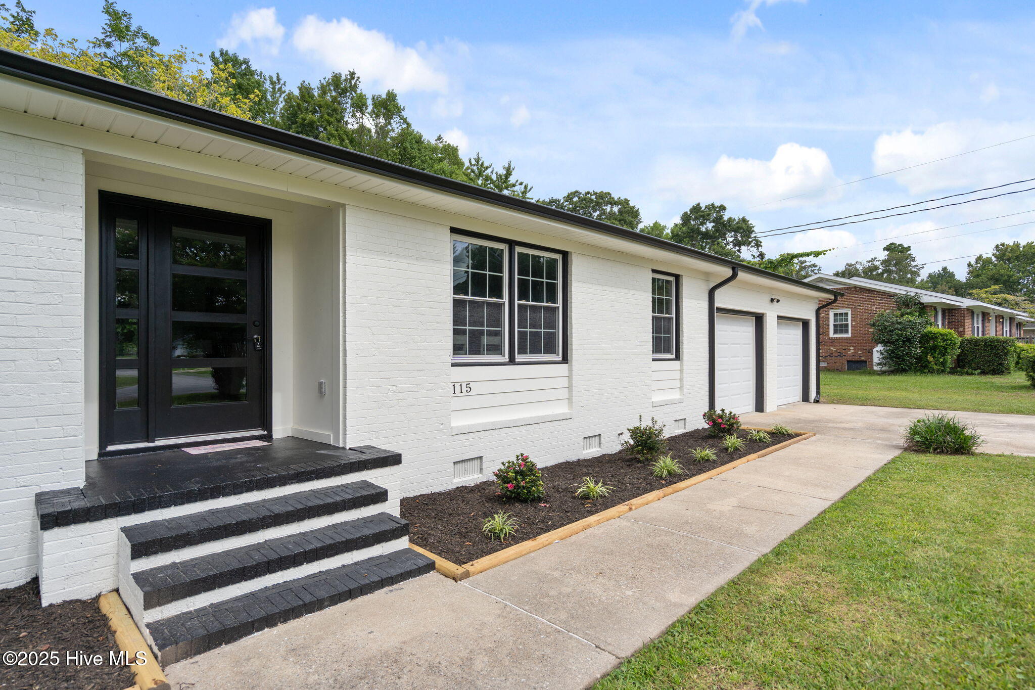 115 Scottsdale Drive, Wilmington, NC 28411 – photo 4: 21-web-or-mls-DSC09962