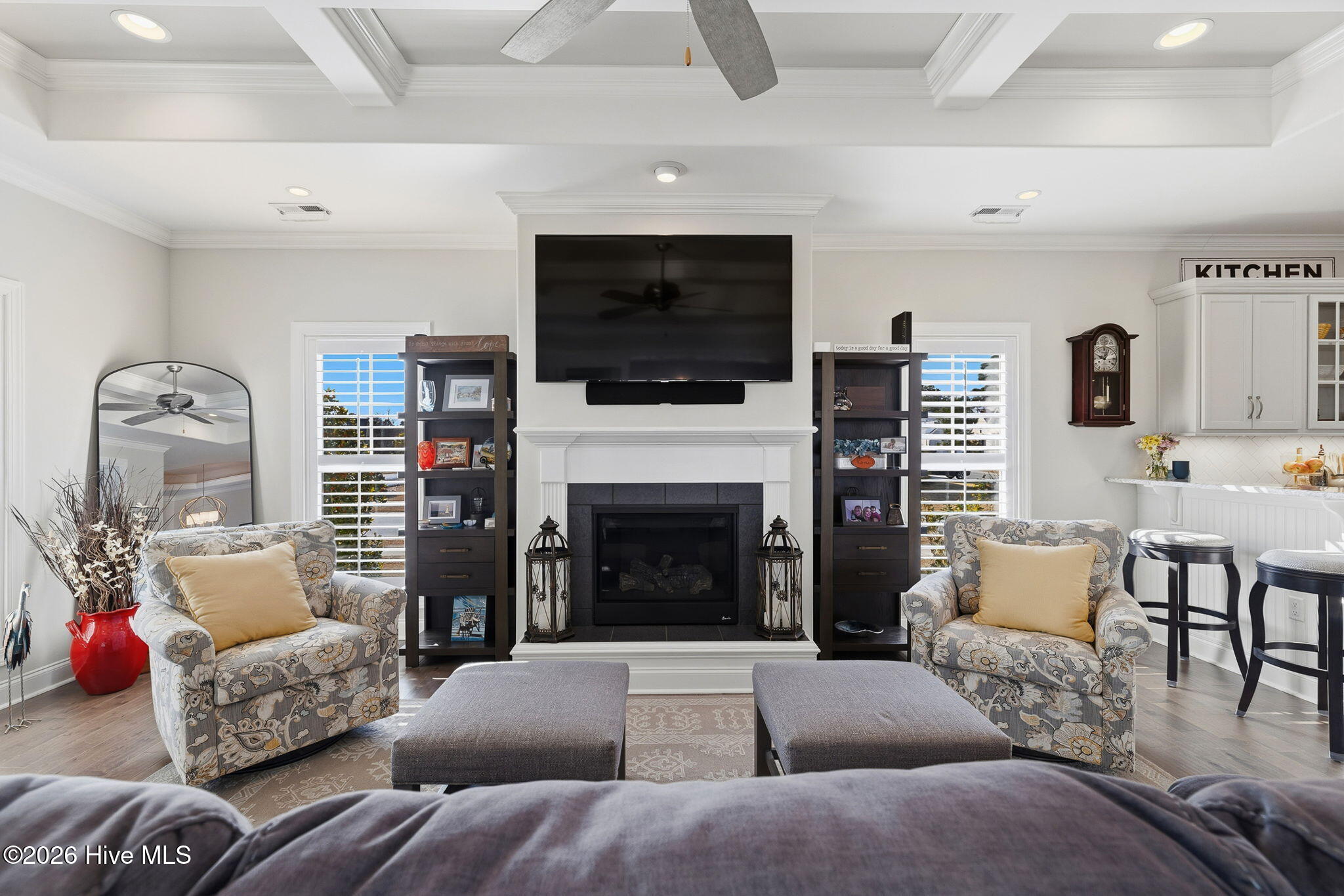 100554353 | Photo 12