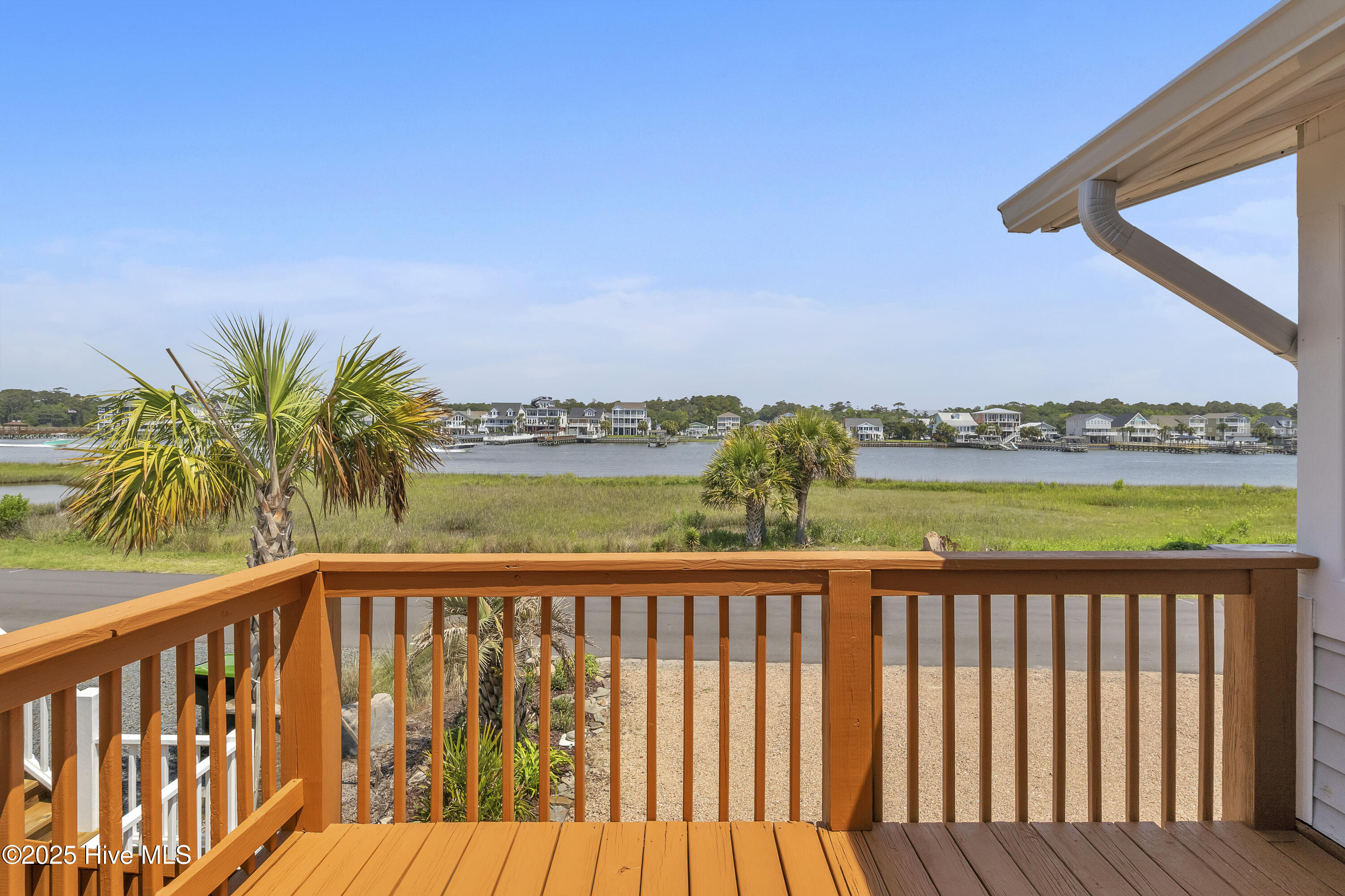 100545312 | Photo 39