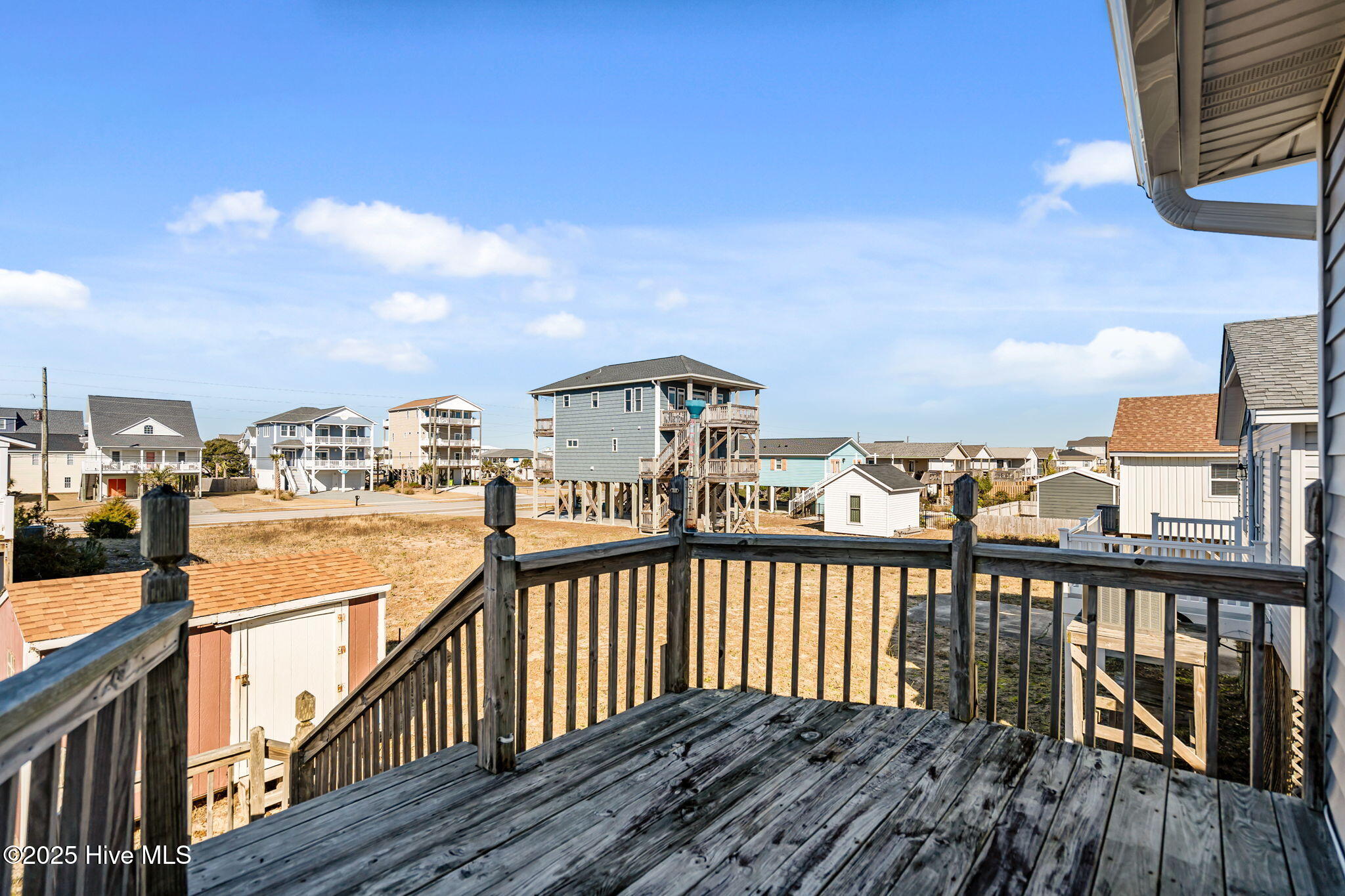 100547004 | Photo 31