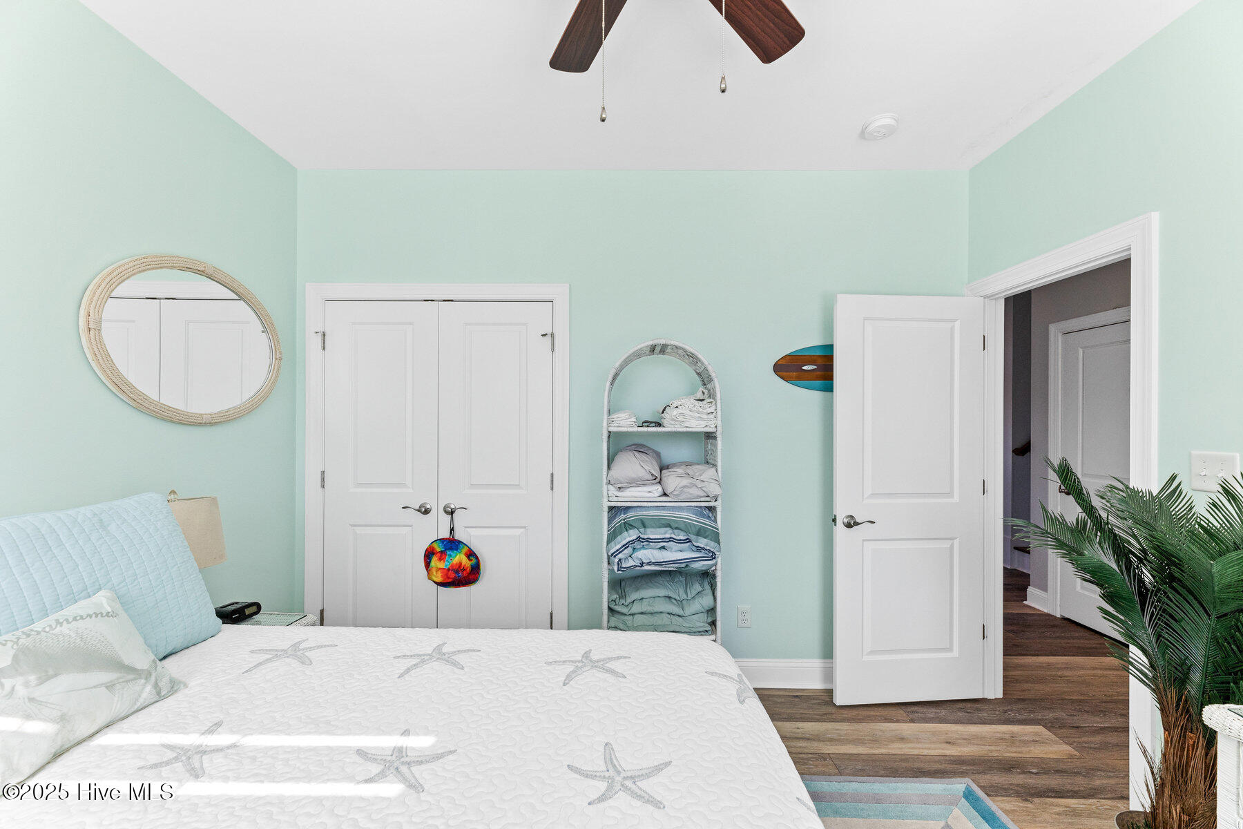 100538043 | Photo 38