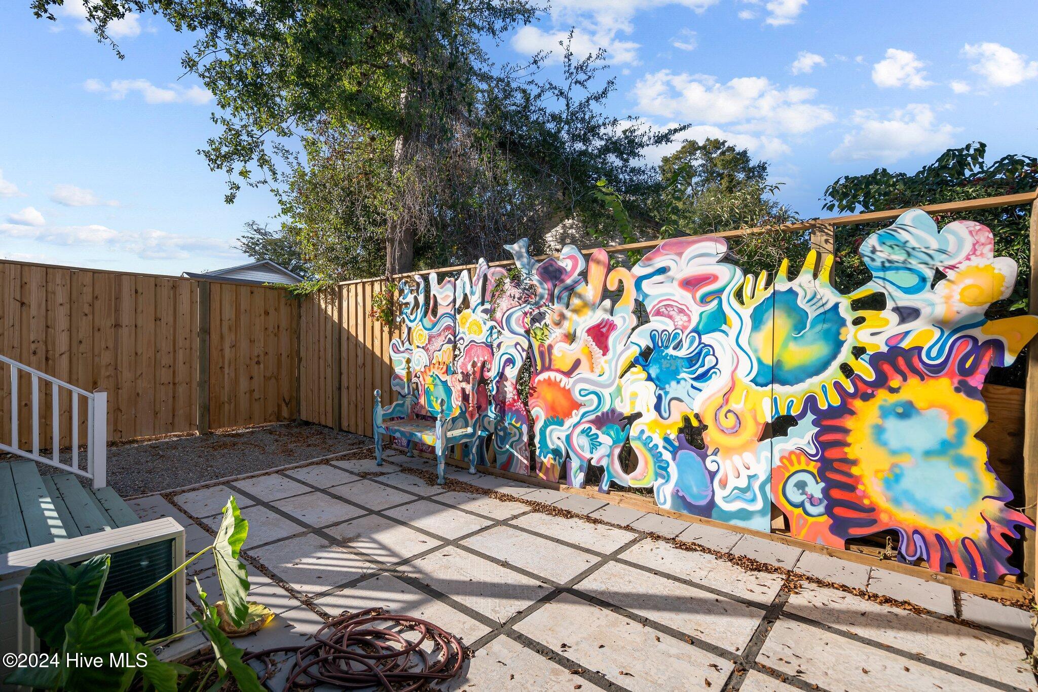 100513232 | Photo 40