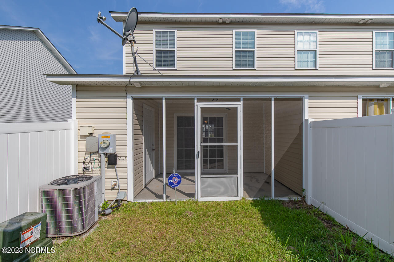 100555488 | Photo 26