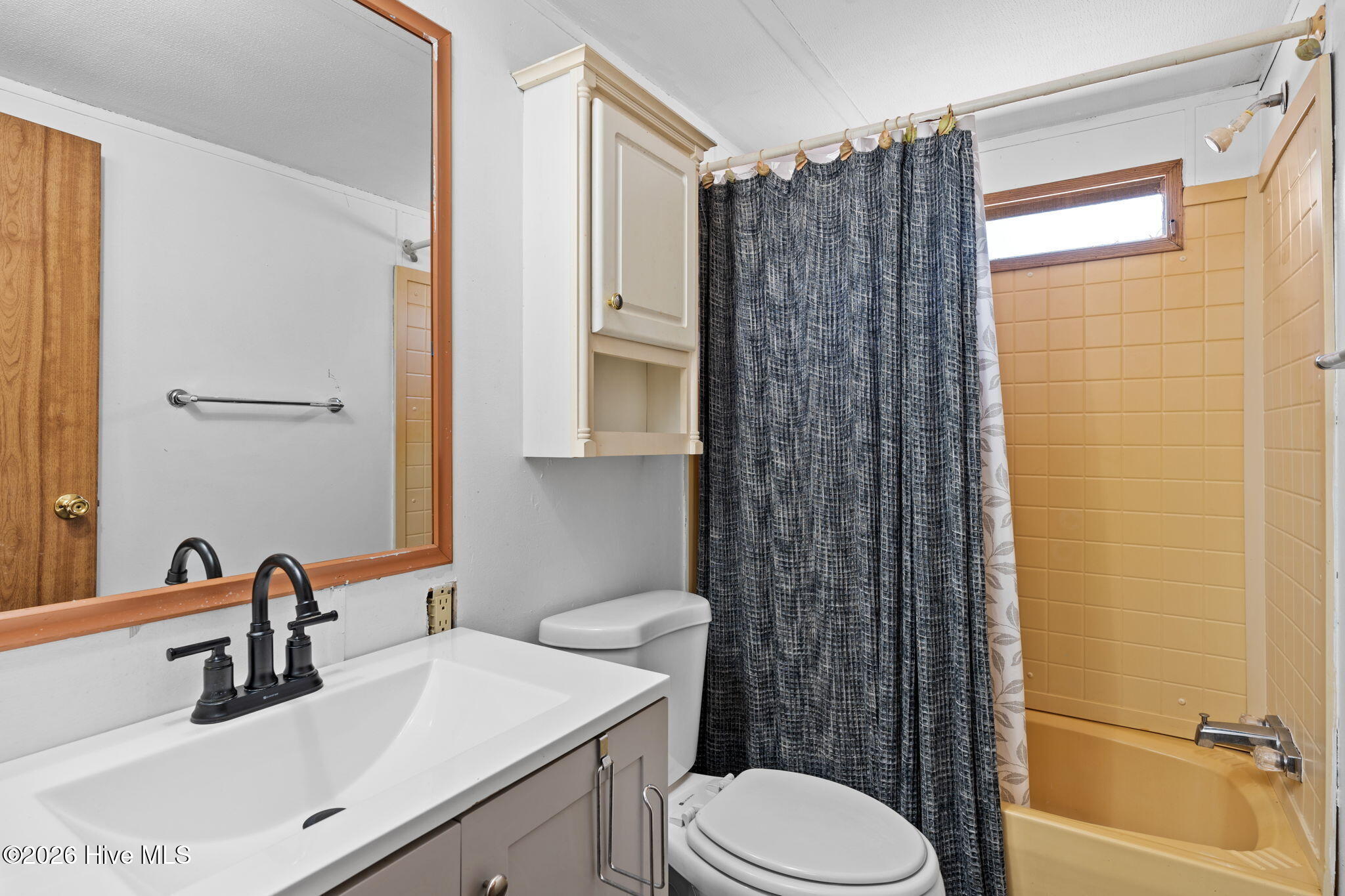 100564751 | Photo 20