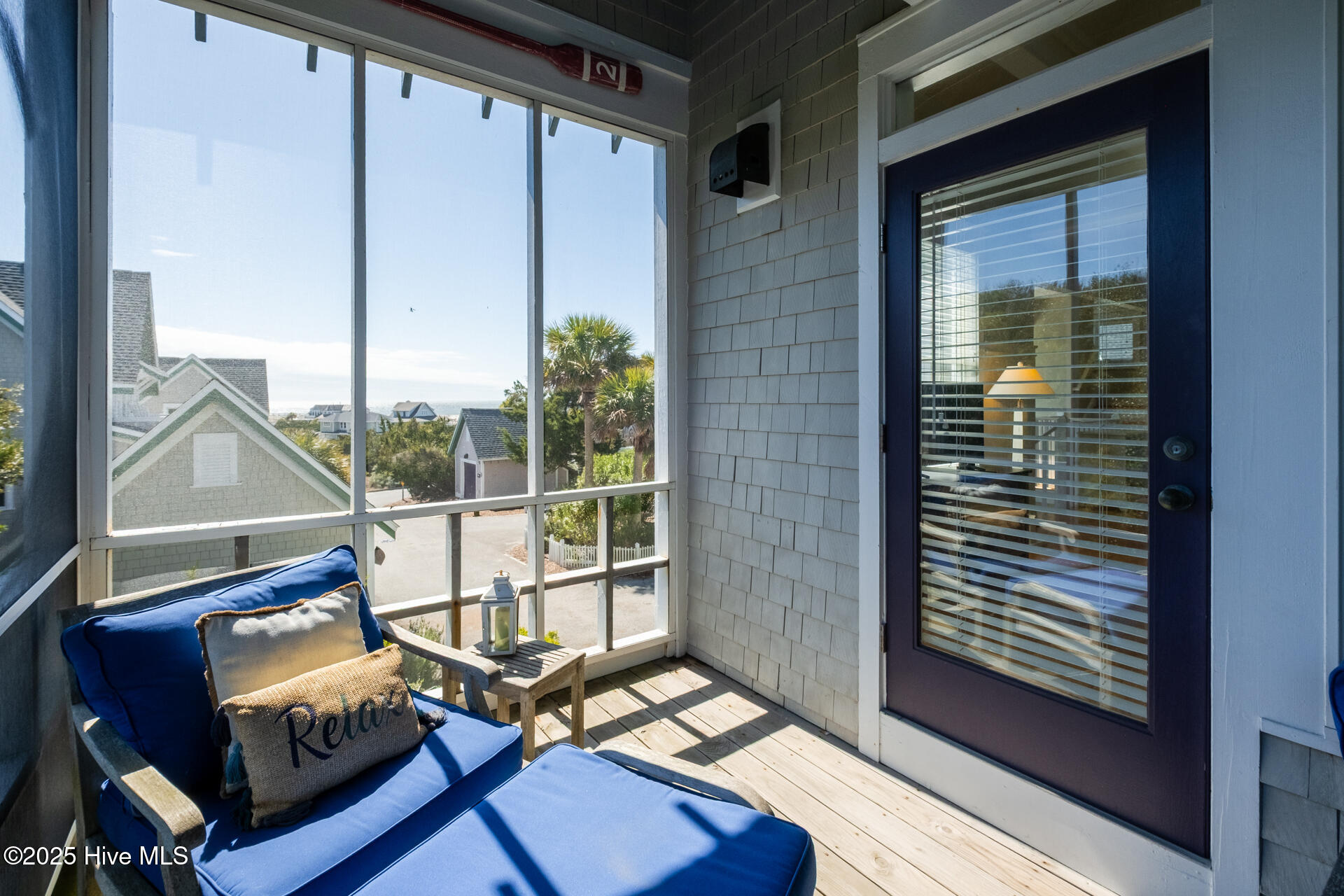 100493663 | Photo 23